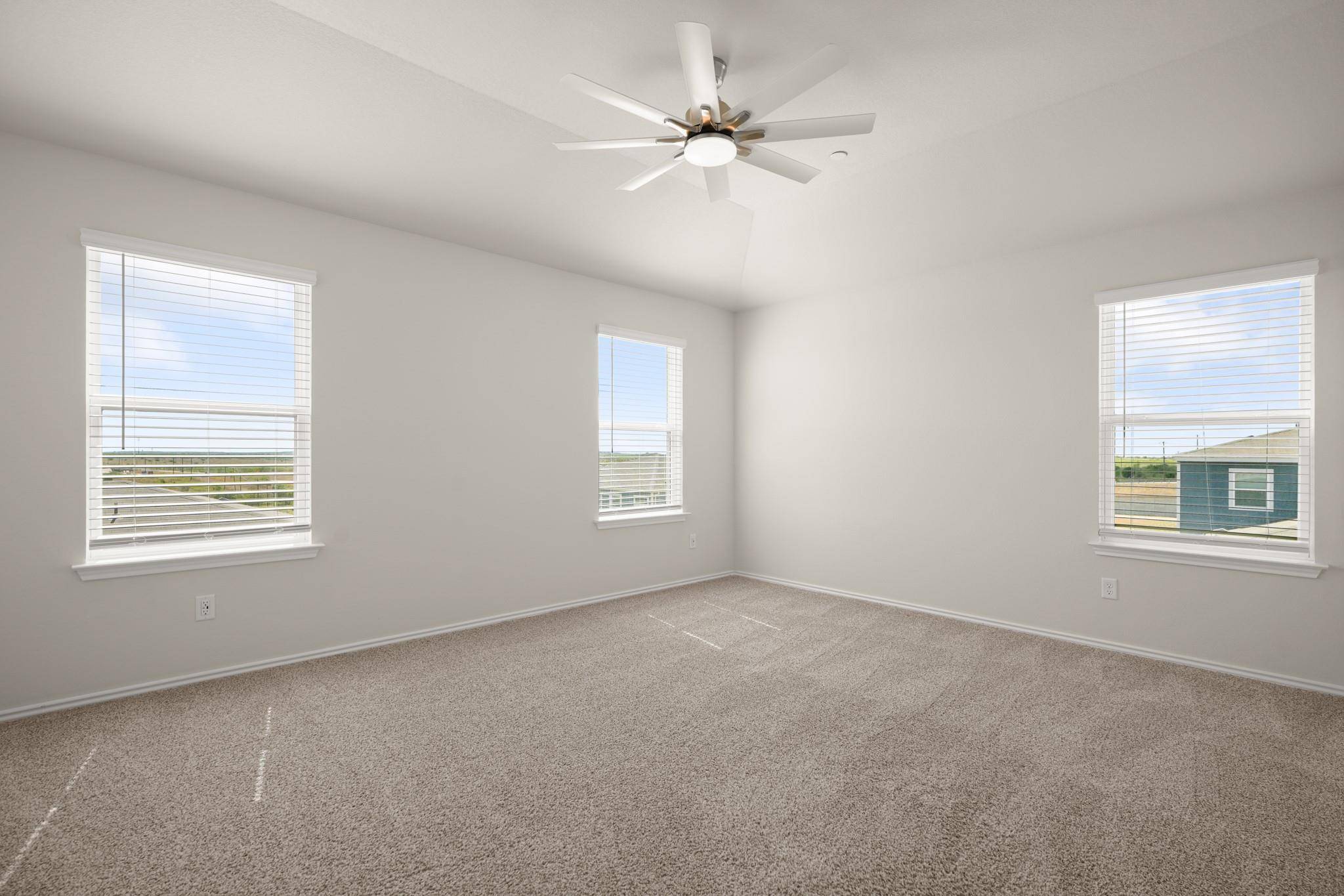 12815 Village Spun PLZ, Buda, TX 78610