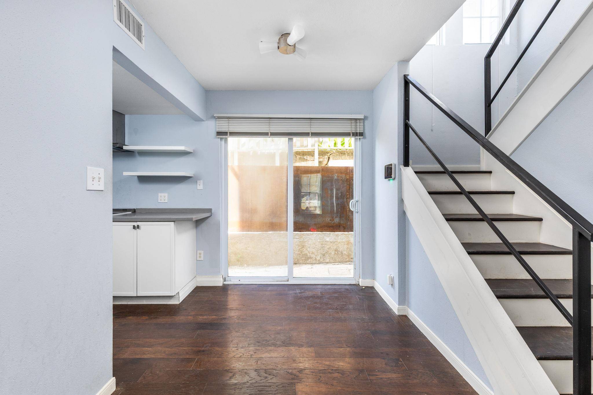 812 Winflo DR #C, Austin, TX 78703