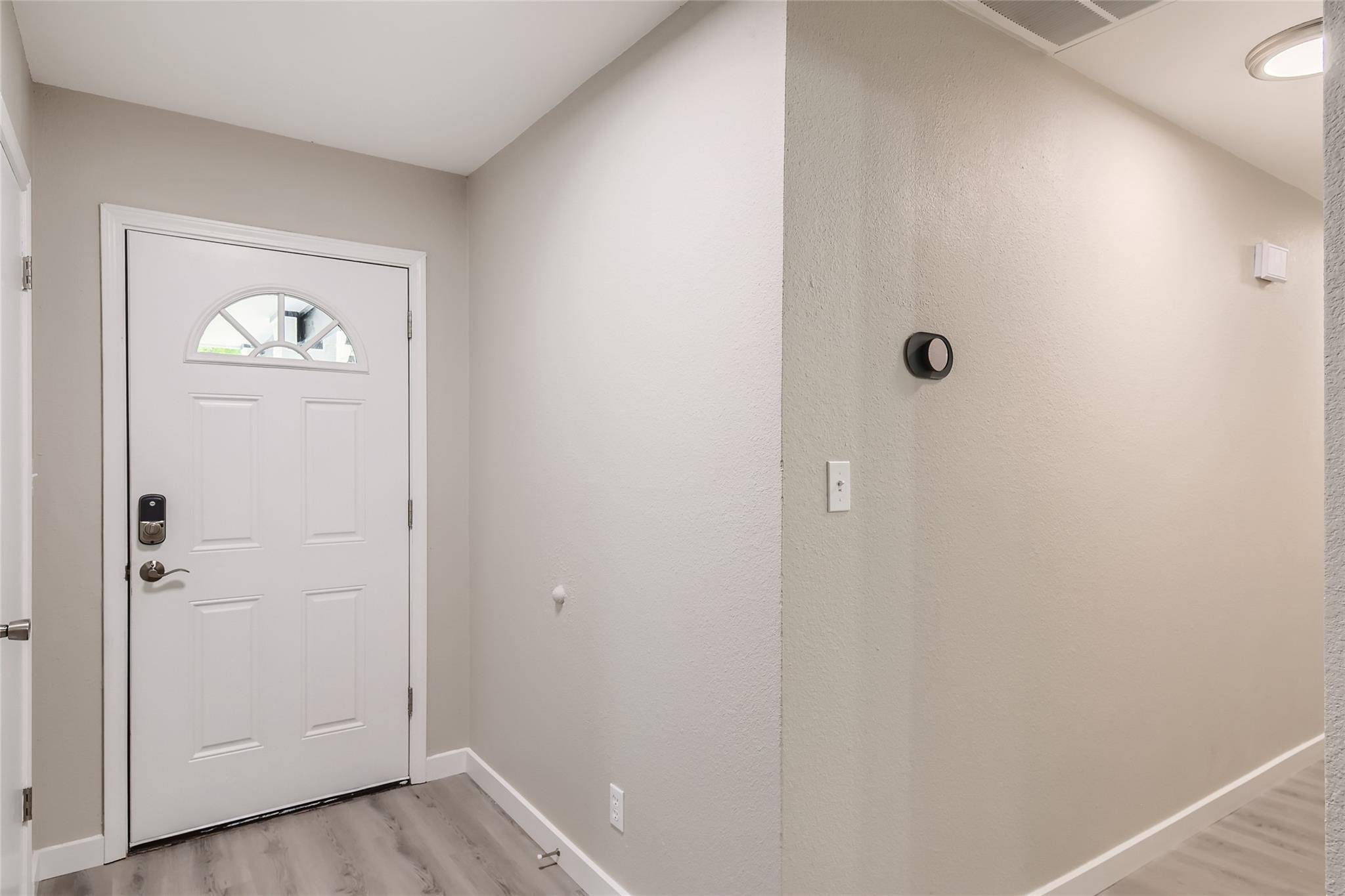 604 Garden Path DR, Round Rock, TX 78664