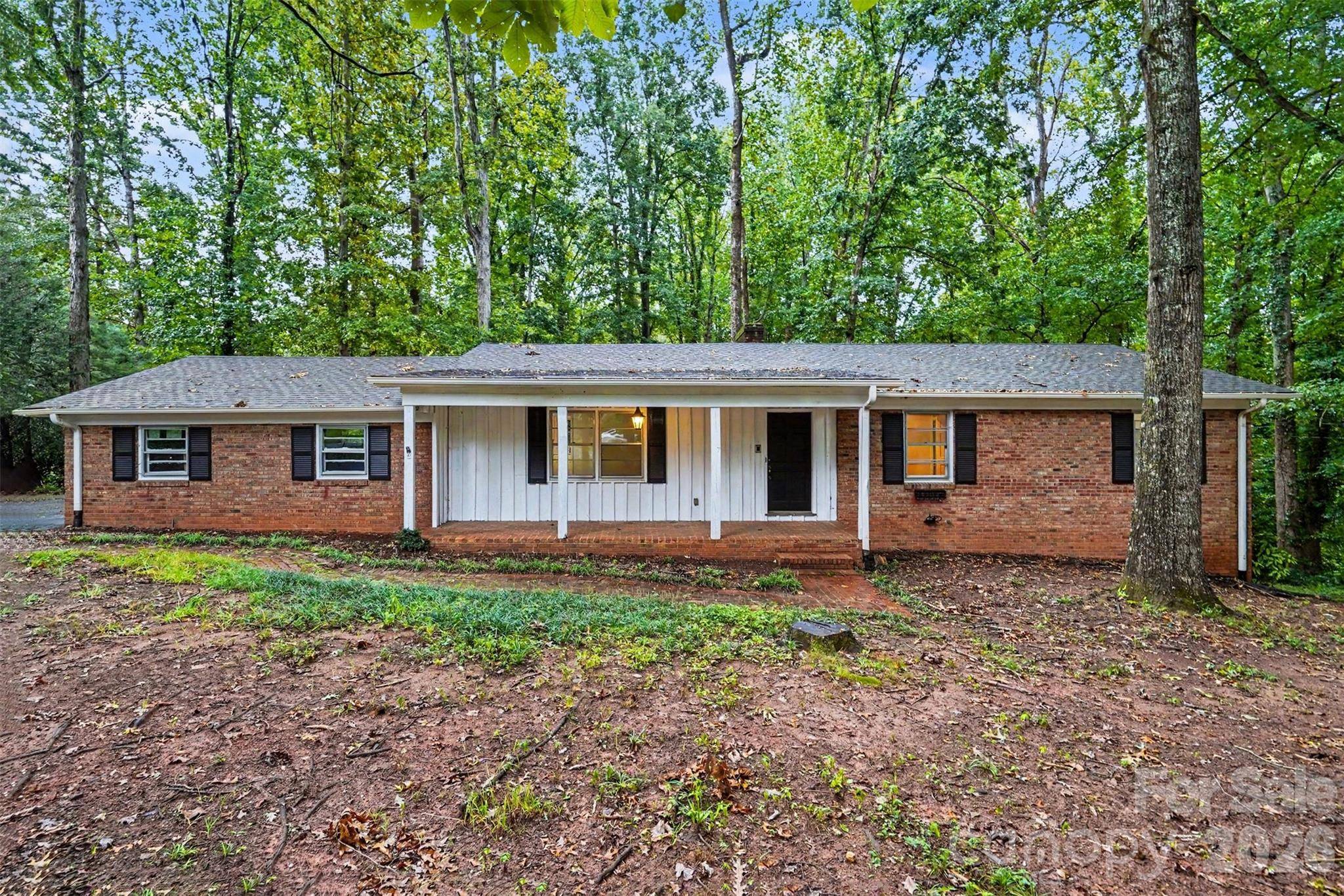 307 Florence RD, Statesville, NC 28625