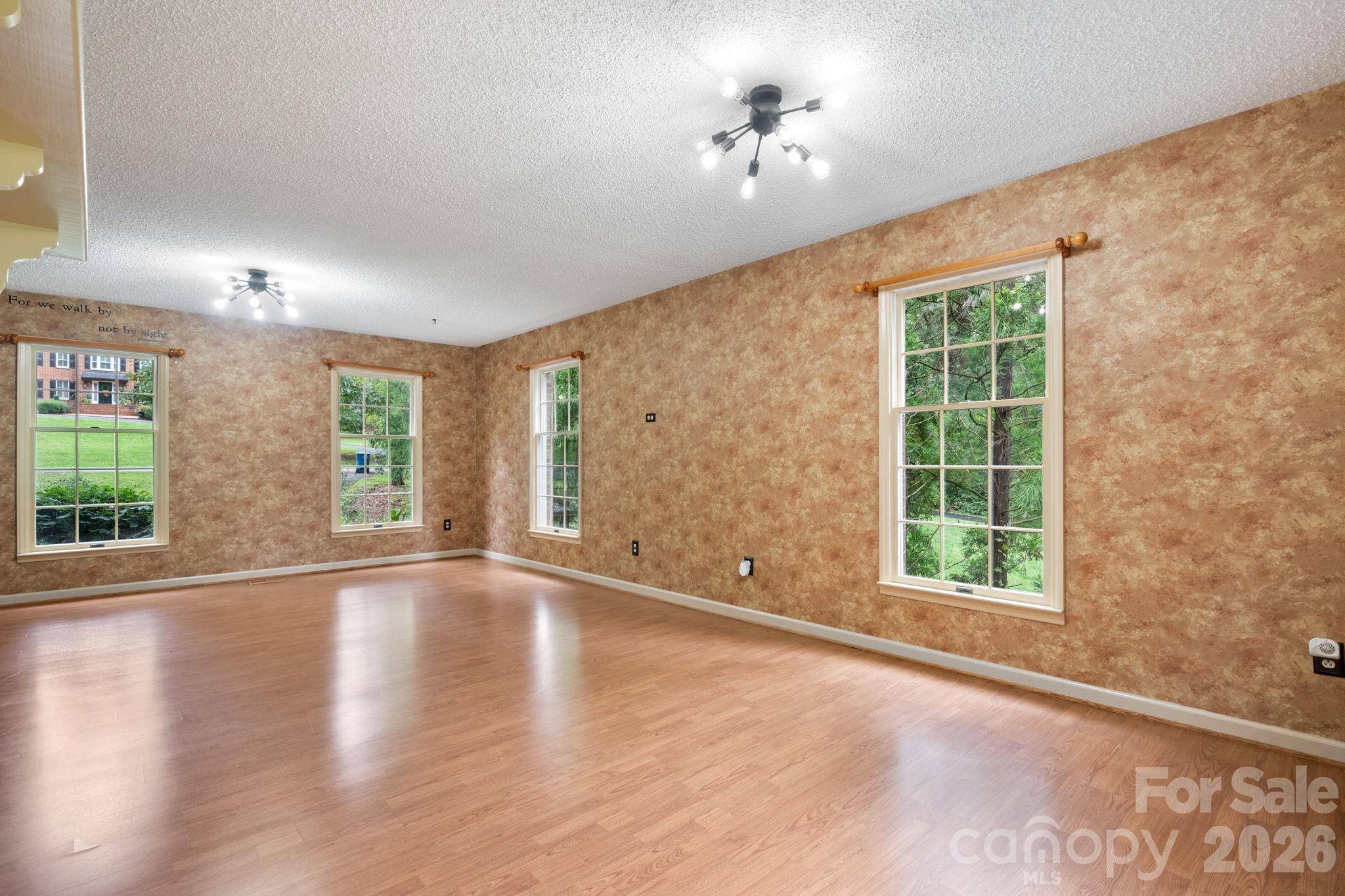 3110 Ninth Tee DR, Newton, NC 28658