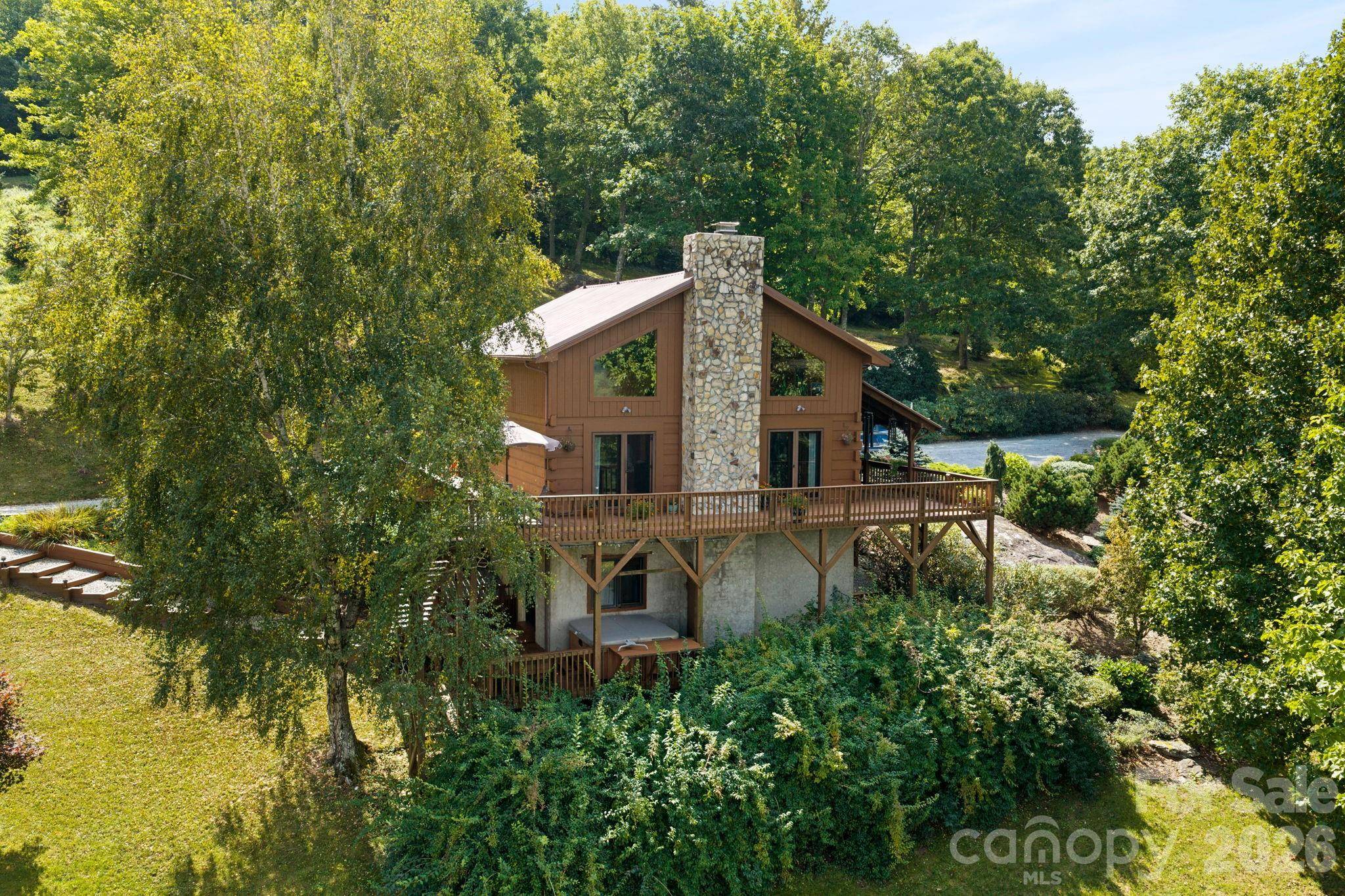 9680 NC 181 HWY, Newland, NC 28657