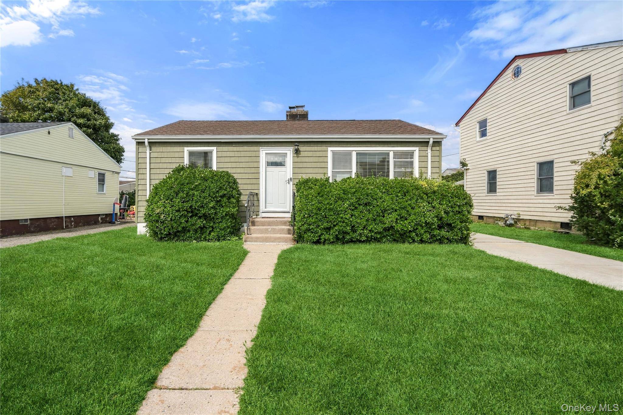 78 Robert ST, Freeport, NY 11520