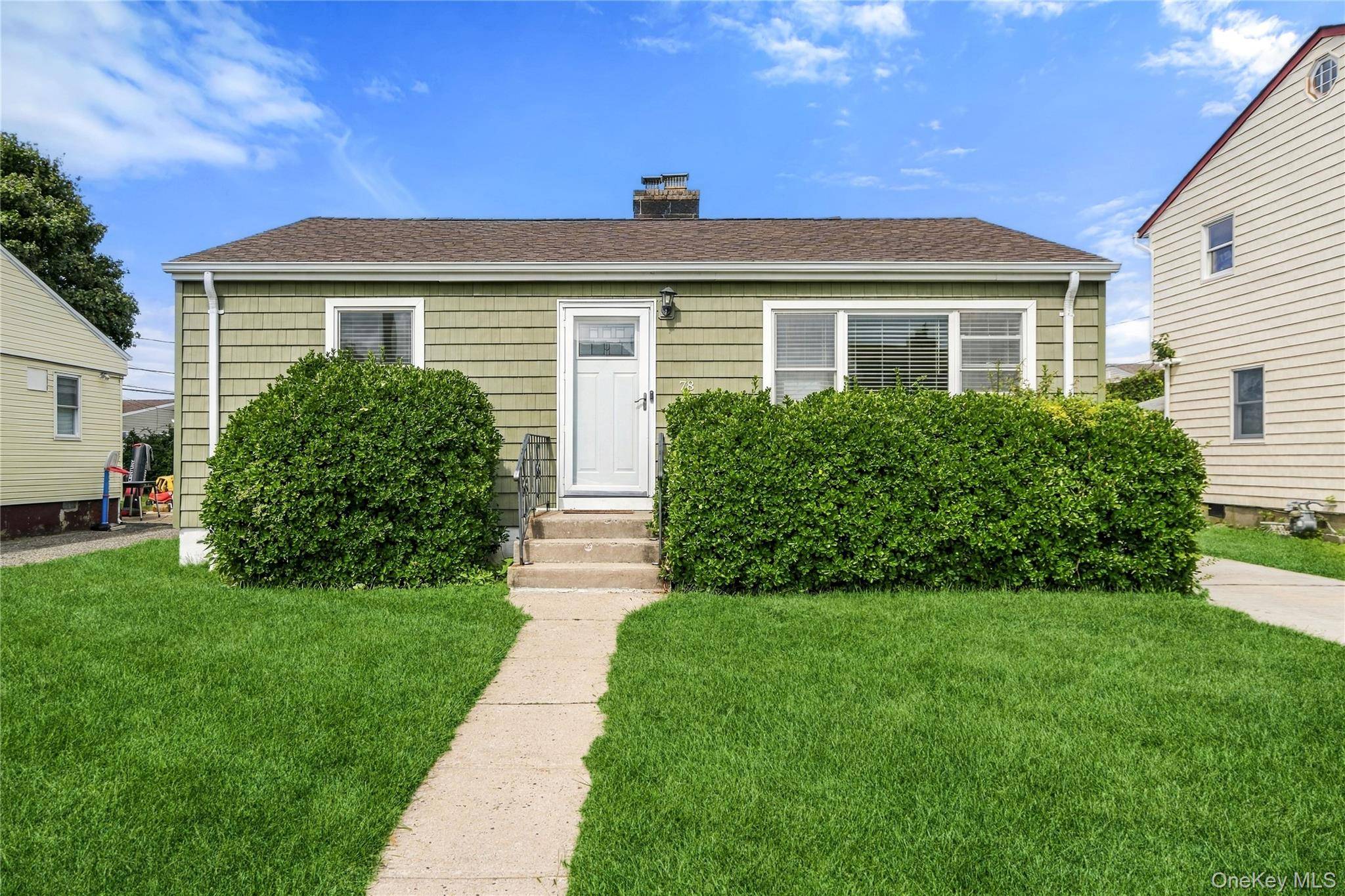 78 Robert ST, Freeport, NY 11520