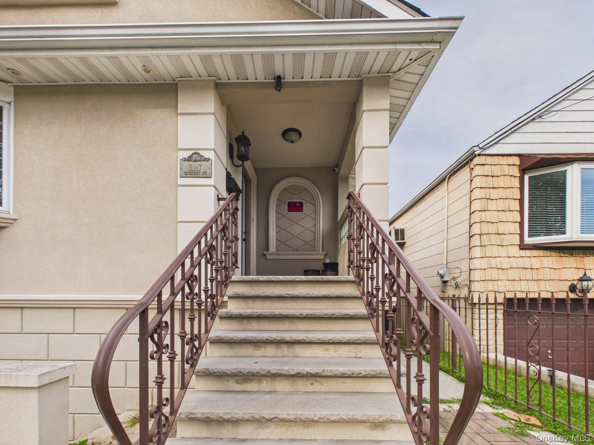 3147 Waterbury AVE, Bronx, NY 10465