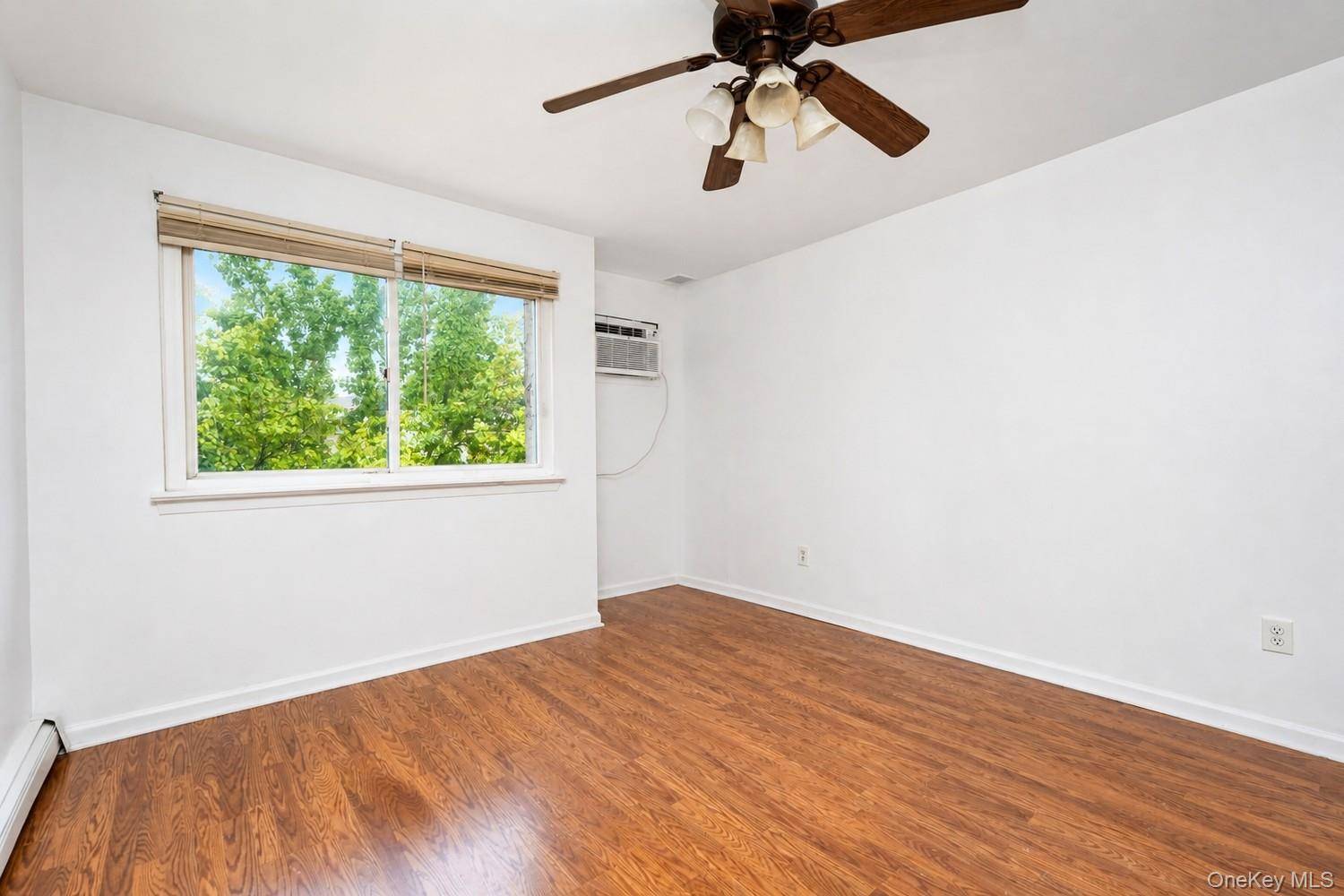 360 Barlow AVE #6A, Staten Island, NY 10308