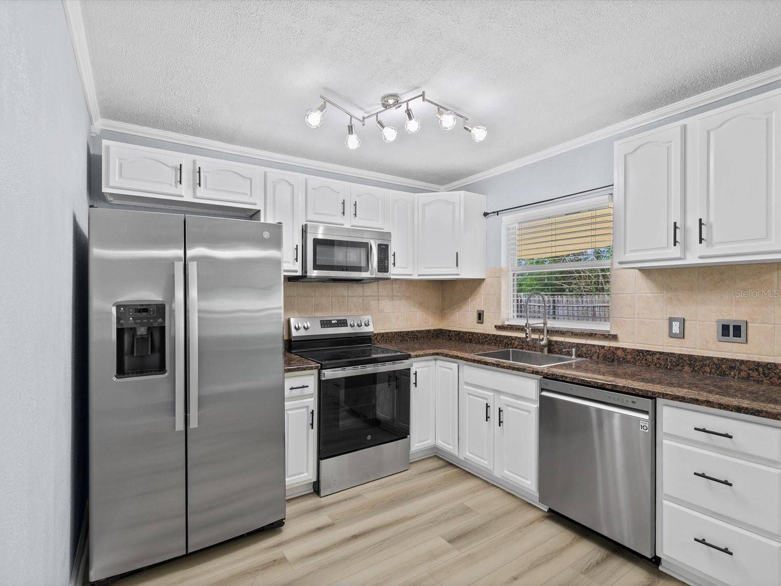 1168 KEENE RD, Dunedin, FL 34698