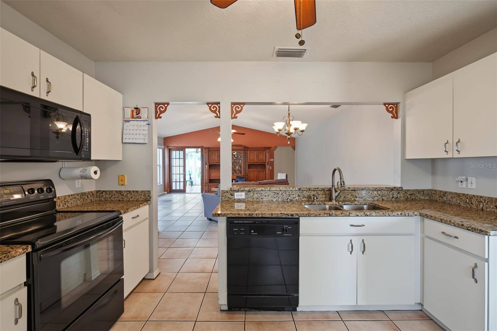 10251 ALLENWOOD DR, Riverview, FL 33569