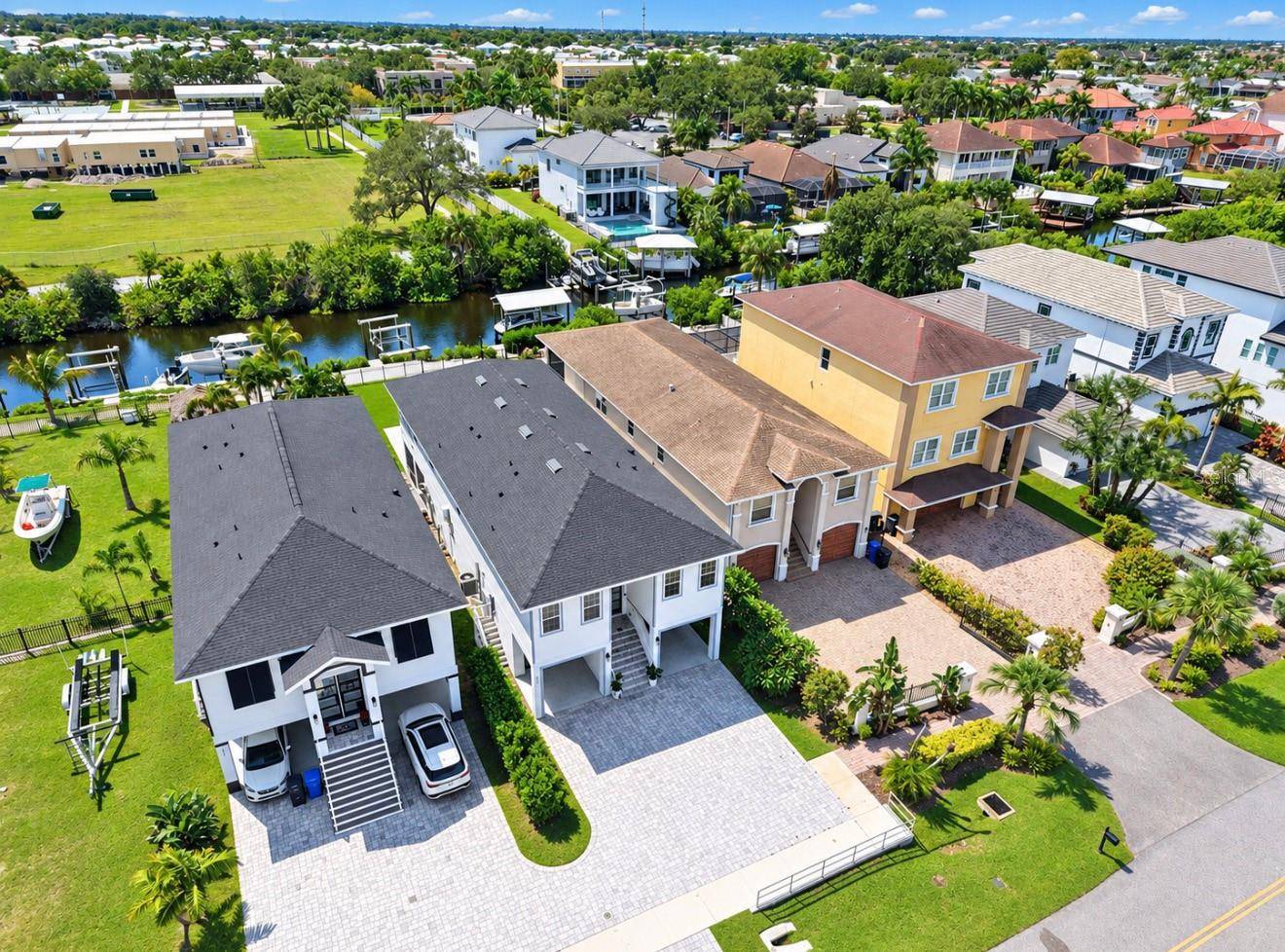 526 ESTUARY SHORE LN, Apollo Beach, FL 33572