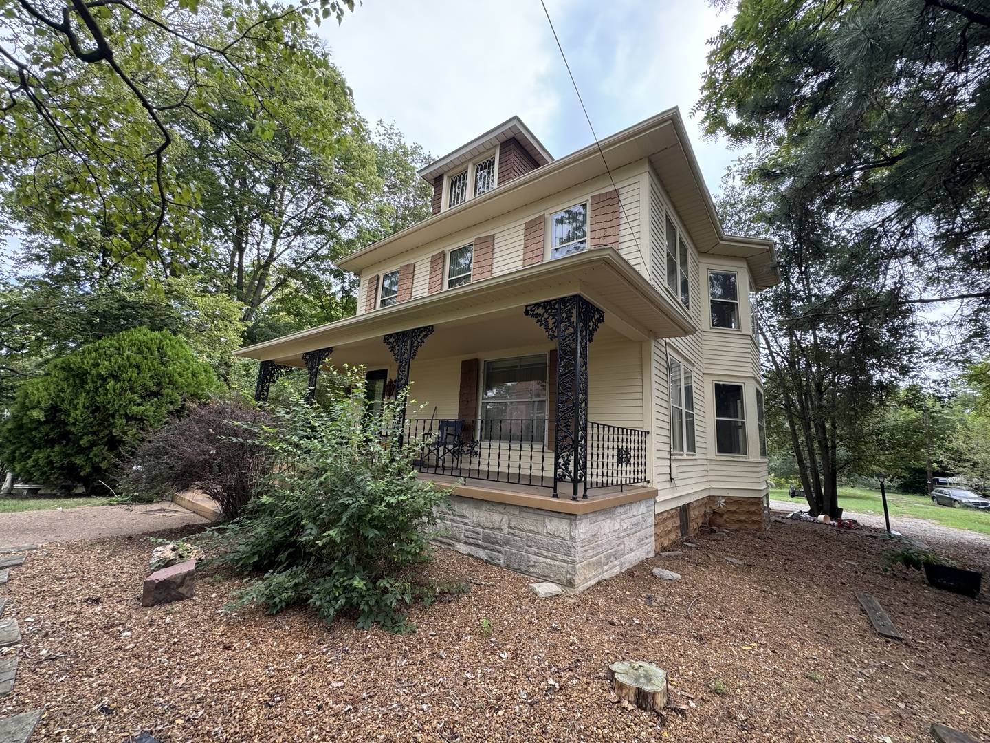 146 N Washington ST, Duquoin, IL 62832