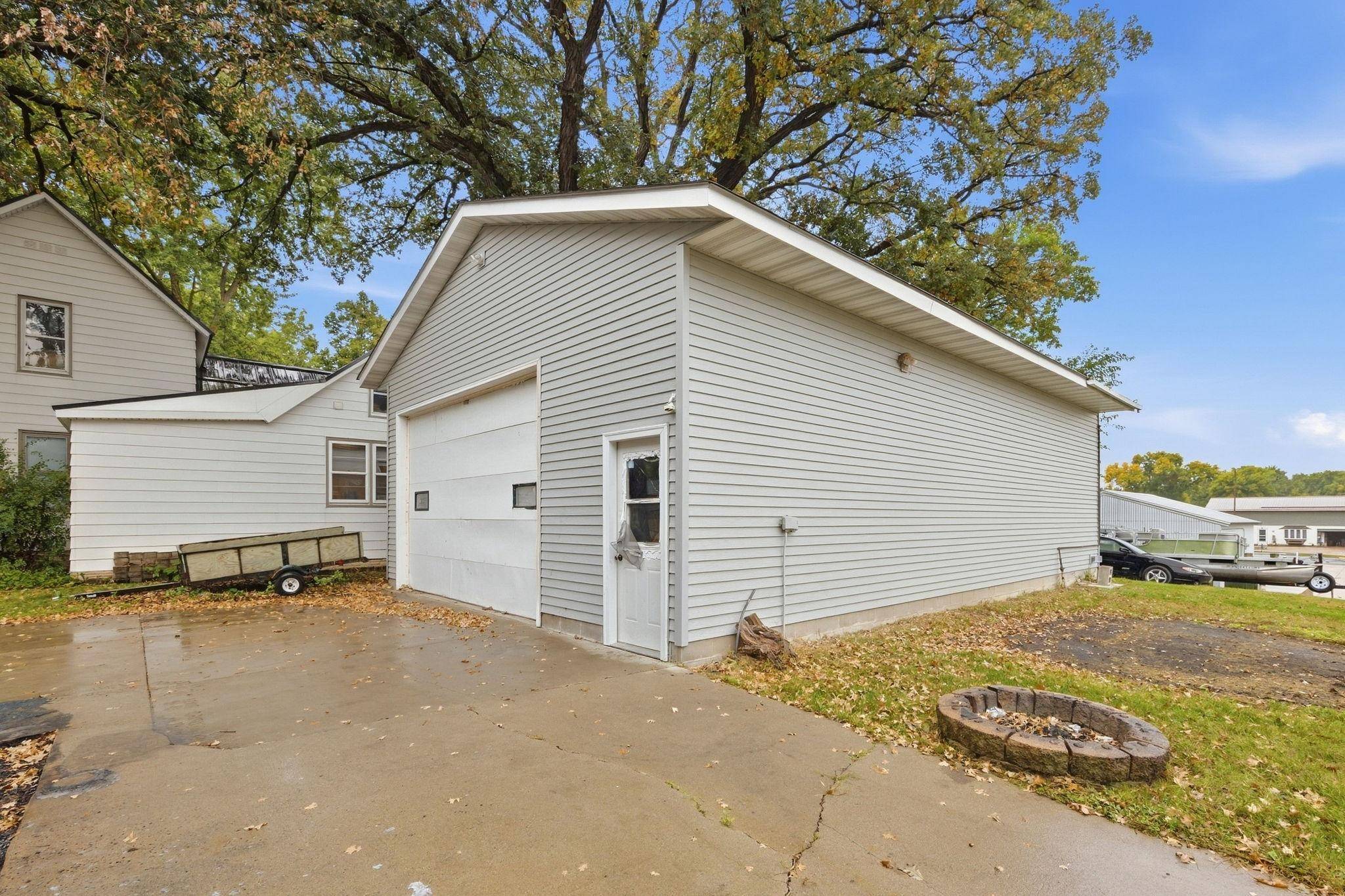 745 2nd ST N, Brownton, MN 55312
