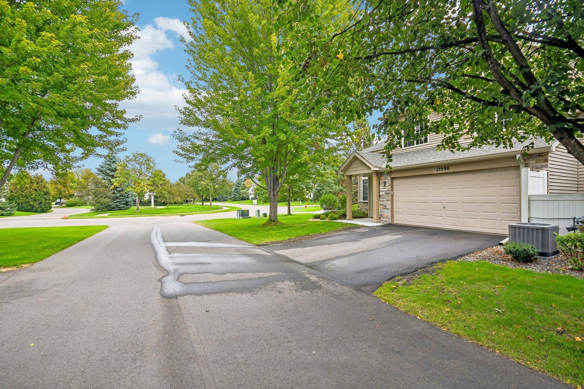 13598 Partridge CIR NW, Andover, MN 55304