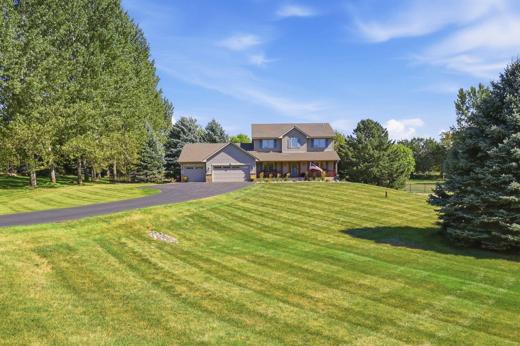 20365 Lake Ridge DR, Prior Lake, MN 55372