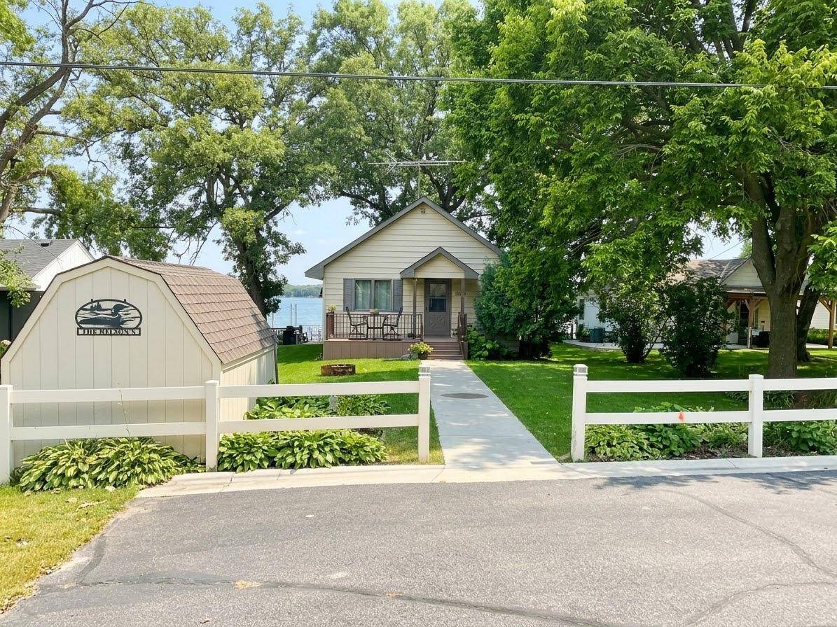 9061 Ingram AVE NW, Annandale, MN 55302