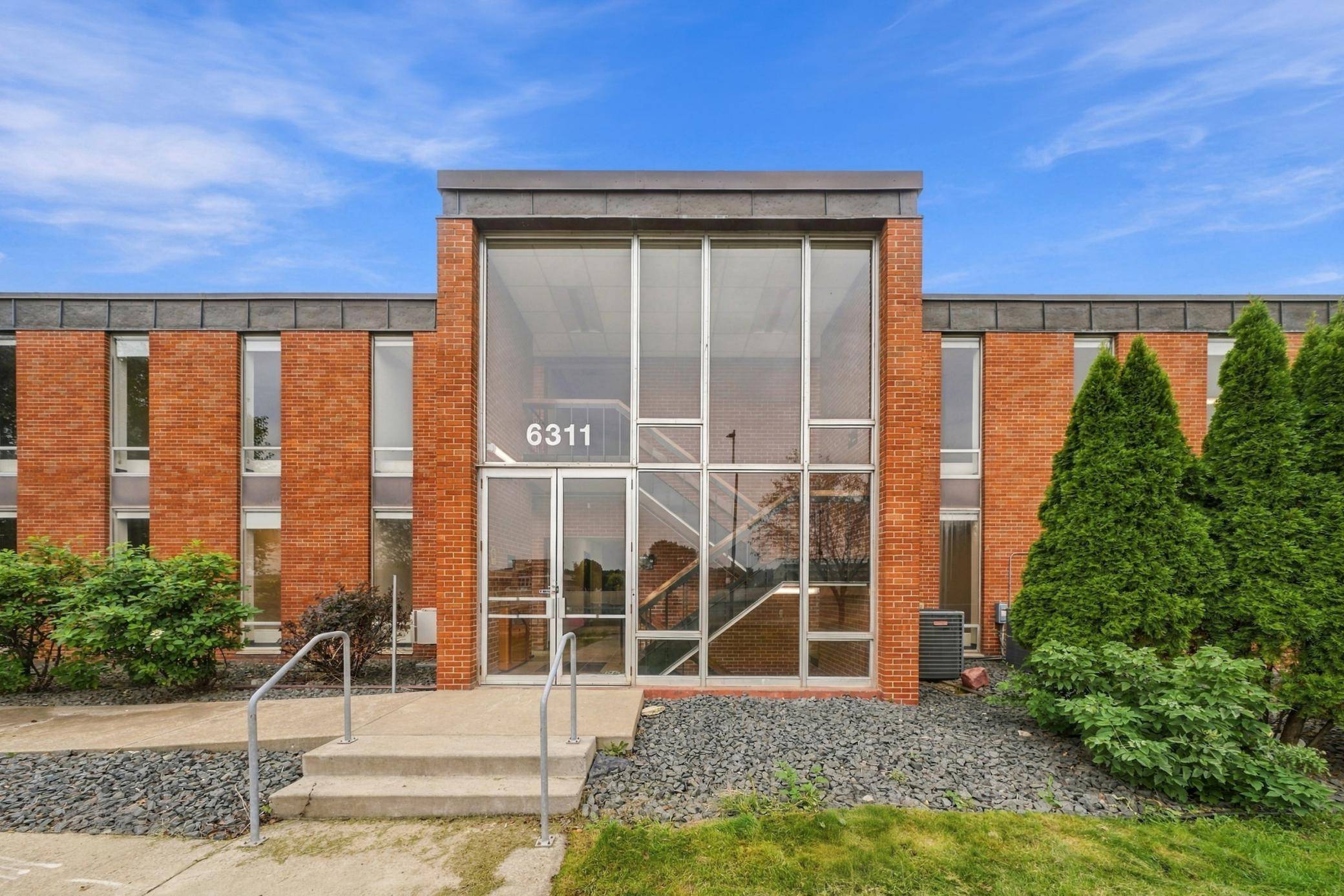 6311 Wayzata BLVD, Saint Louis Park, MN 55416