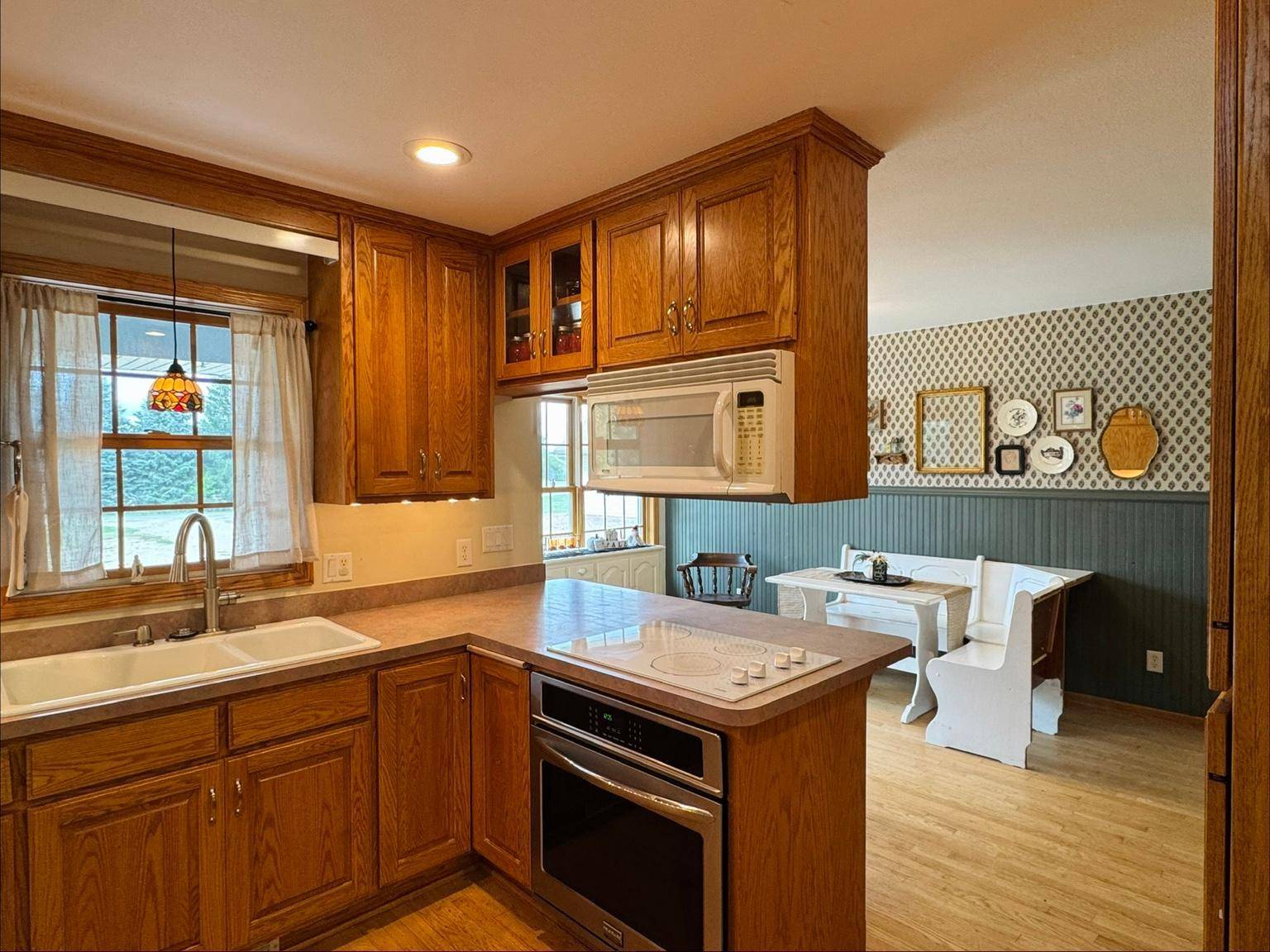 W12942 640th AVE, Prescott, WI 54021