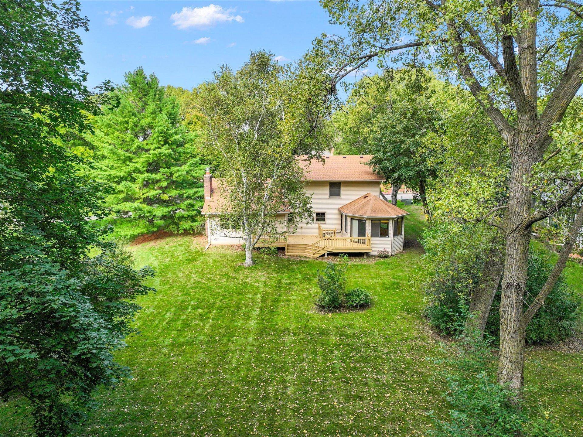 13209 Sheffield Curve, Minnetonka, MN 55305
