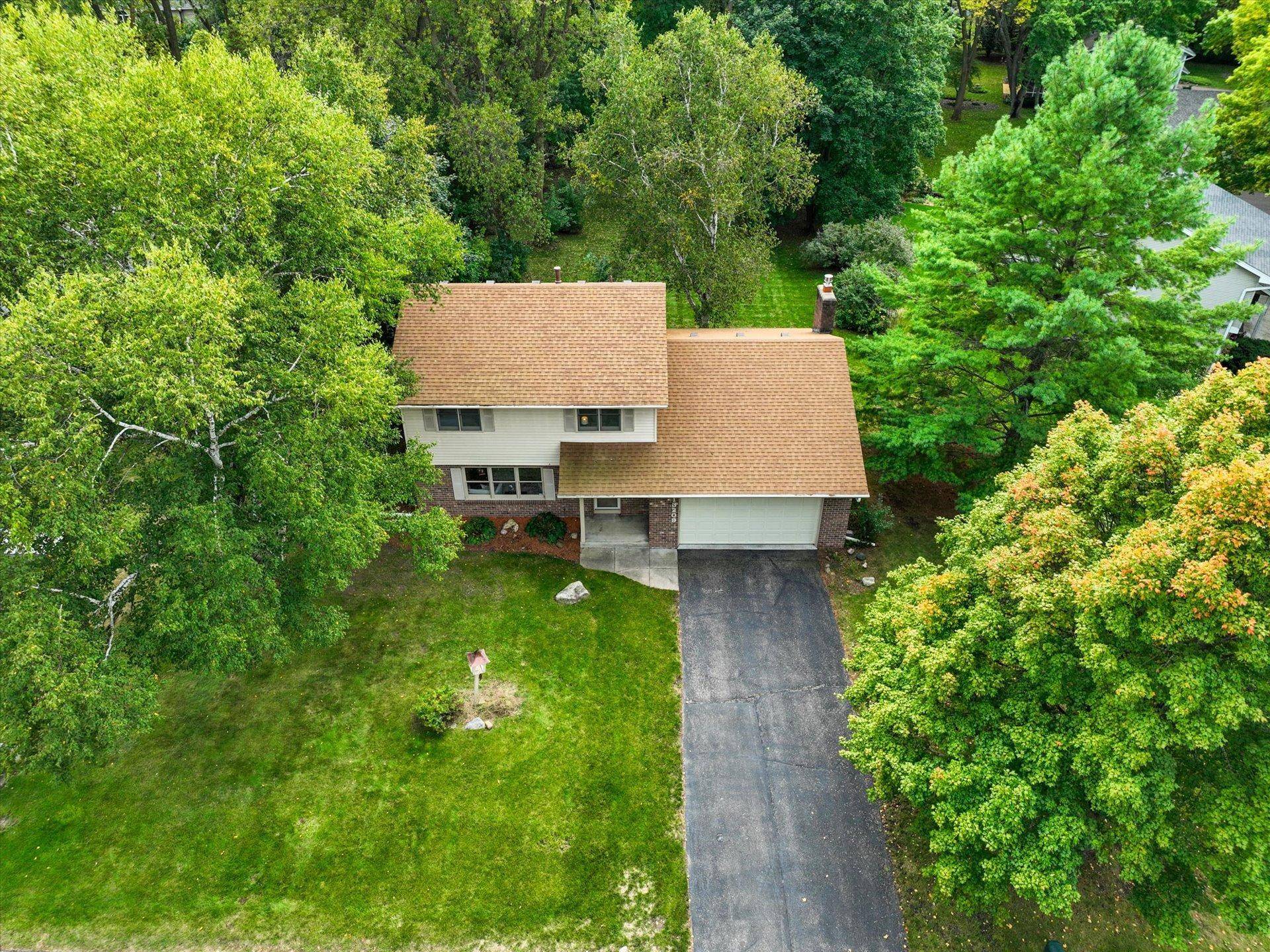 13209 Sheffield Curve, Minnetonka, MN 55305