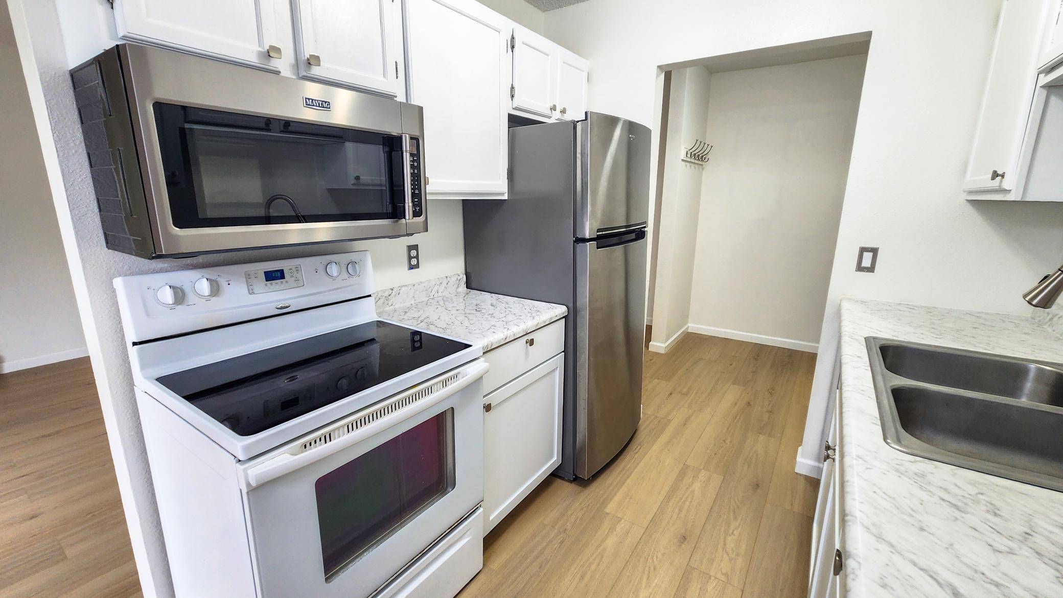 3302 2nd ST N #C24, Fargo, ND 58102