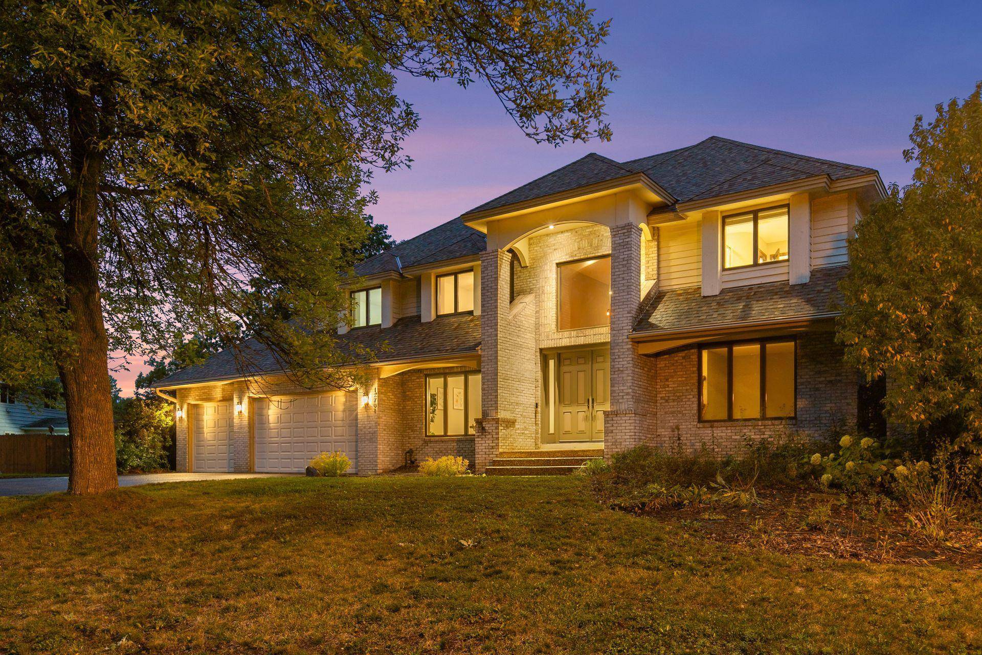 12708 Diamond DR, Burnsville, MN 55337
