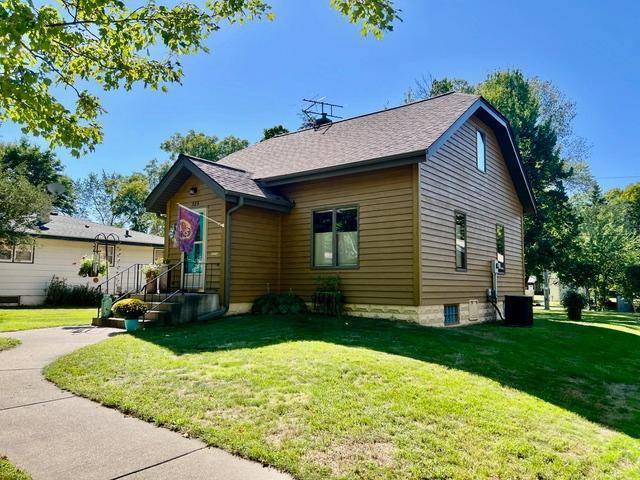 525 N Fremont ST, River Falls, WI 54022