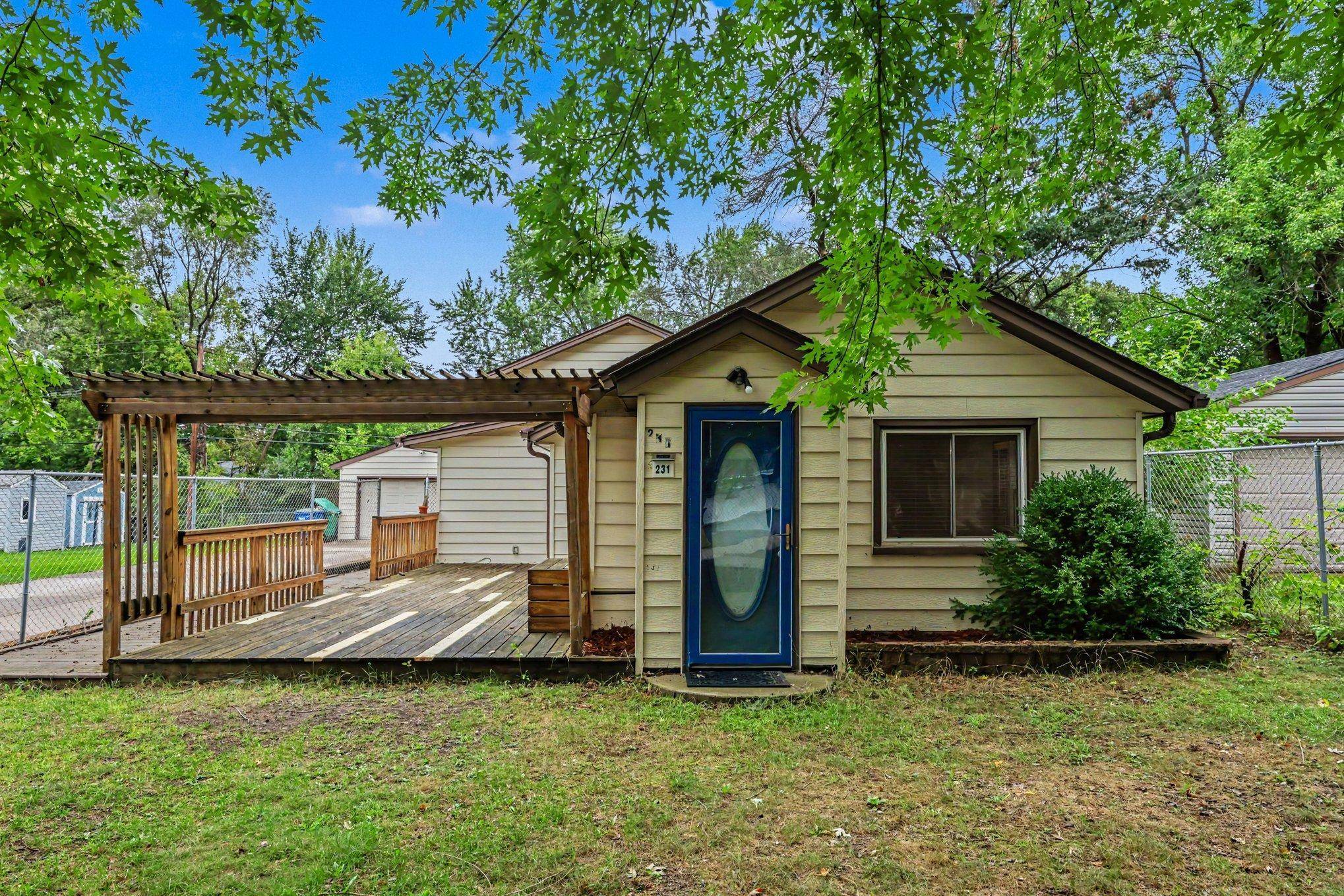 231 Longfellow ST NE, Fridley, MN 55432