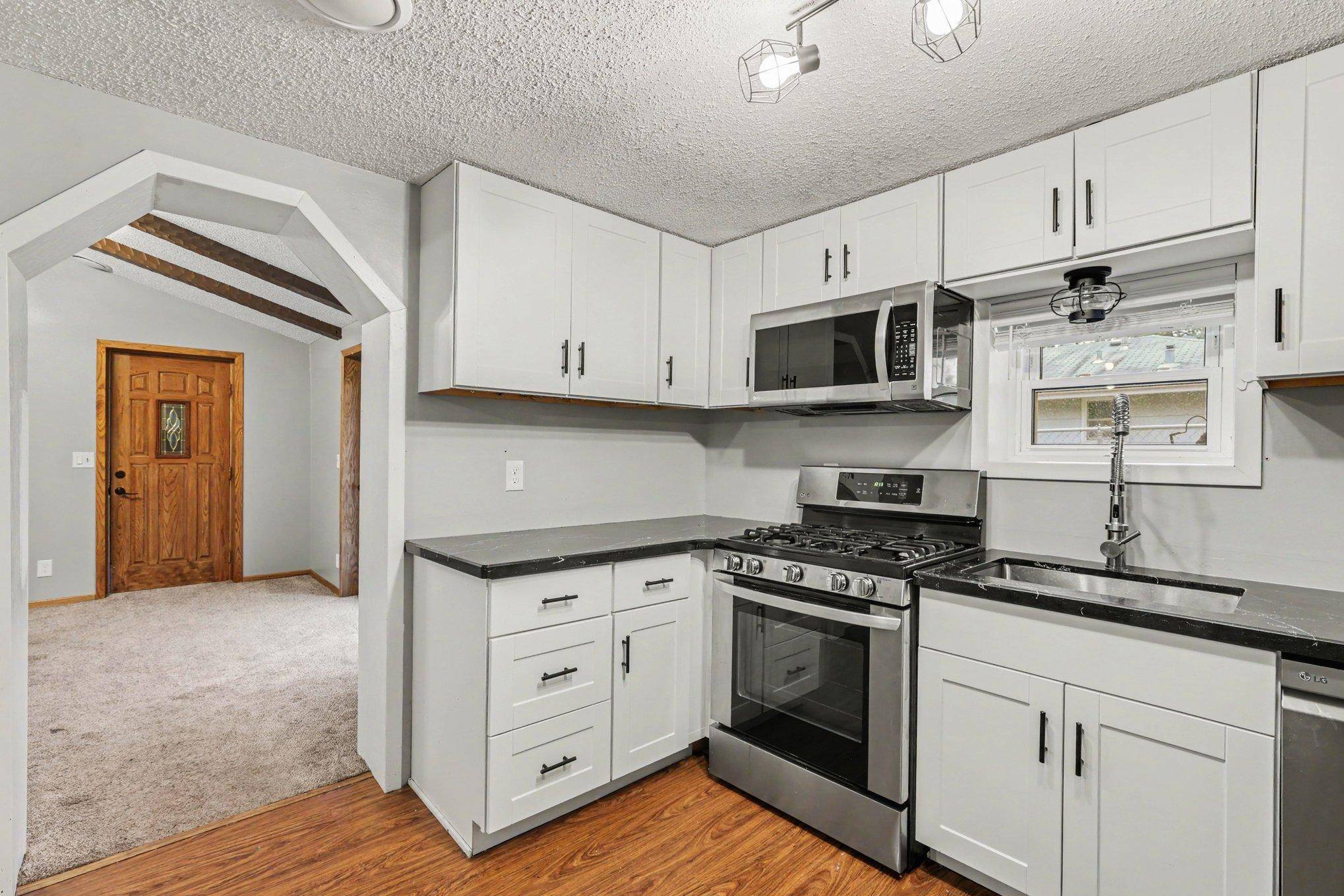 231 Longfellow ST NE, Fridley, MN 55432