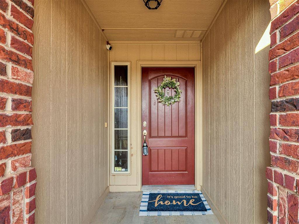 2501 Fawn Lily RD, Oklahoma City, OK 73128