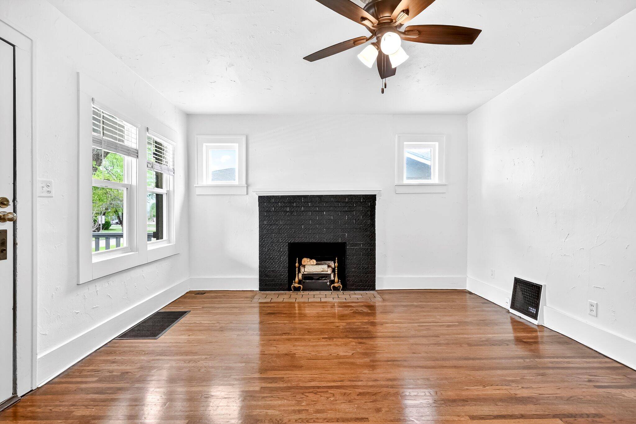 620 S Weller AVE, Springfield, MO 65802