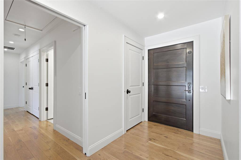 5857 Charlestown Drive, Dallas, TX 75230