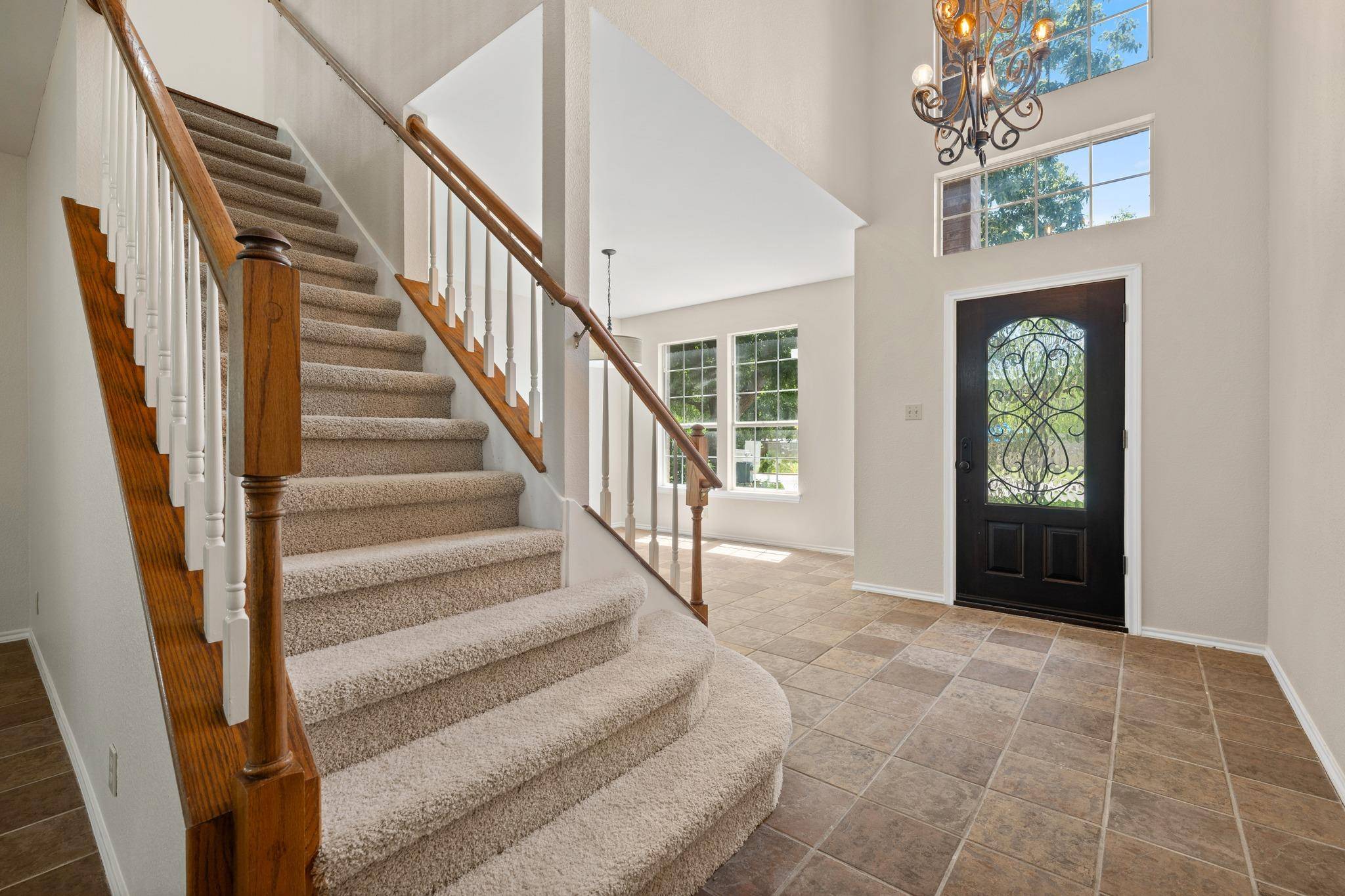 1304 Meadow Lark DR, Cedar Park, TX 78613