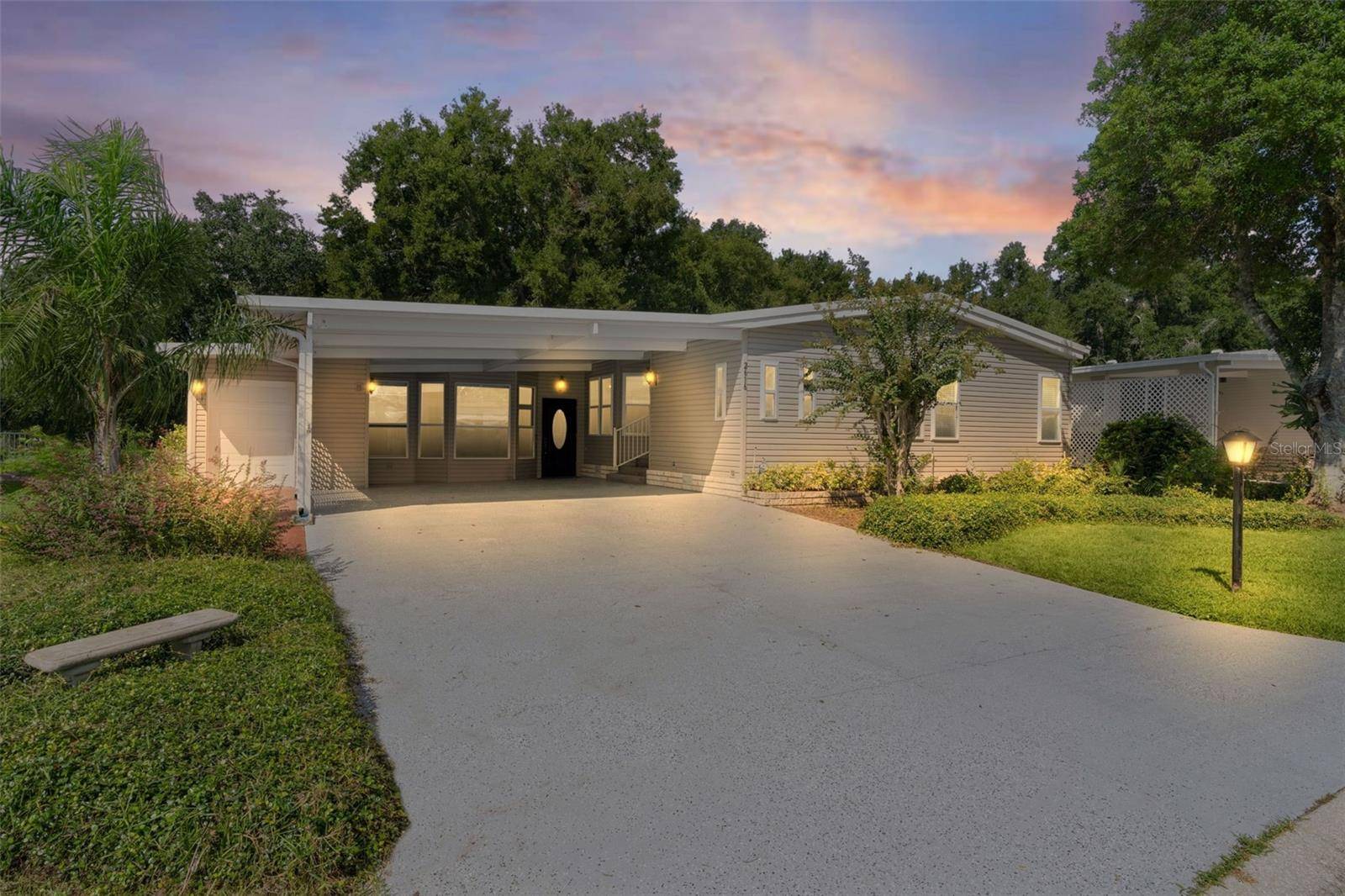 2616 LAKE GRASSMERE CIR #1850, Zellwood, FL 32798