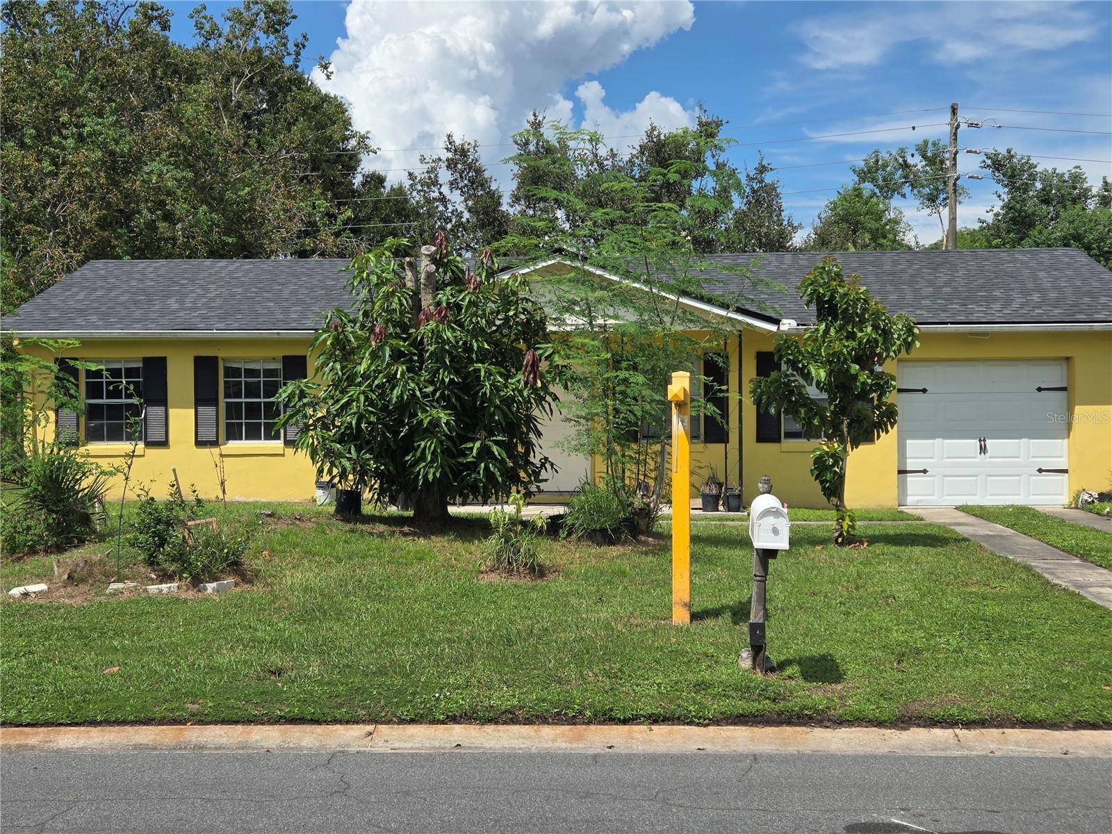 221 CITRUS DR, Kissimmee, FL 34743