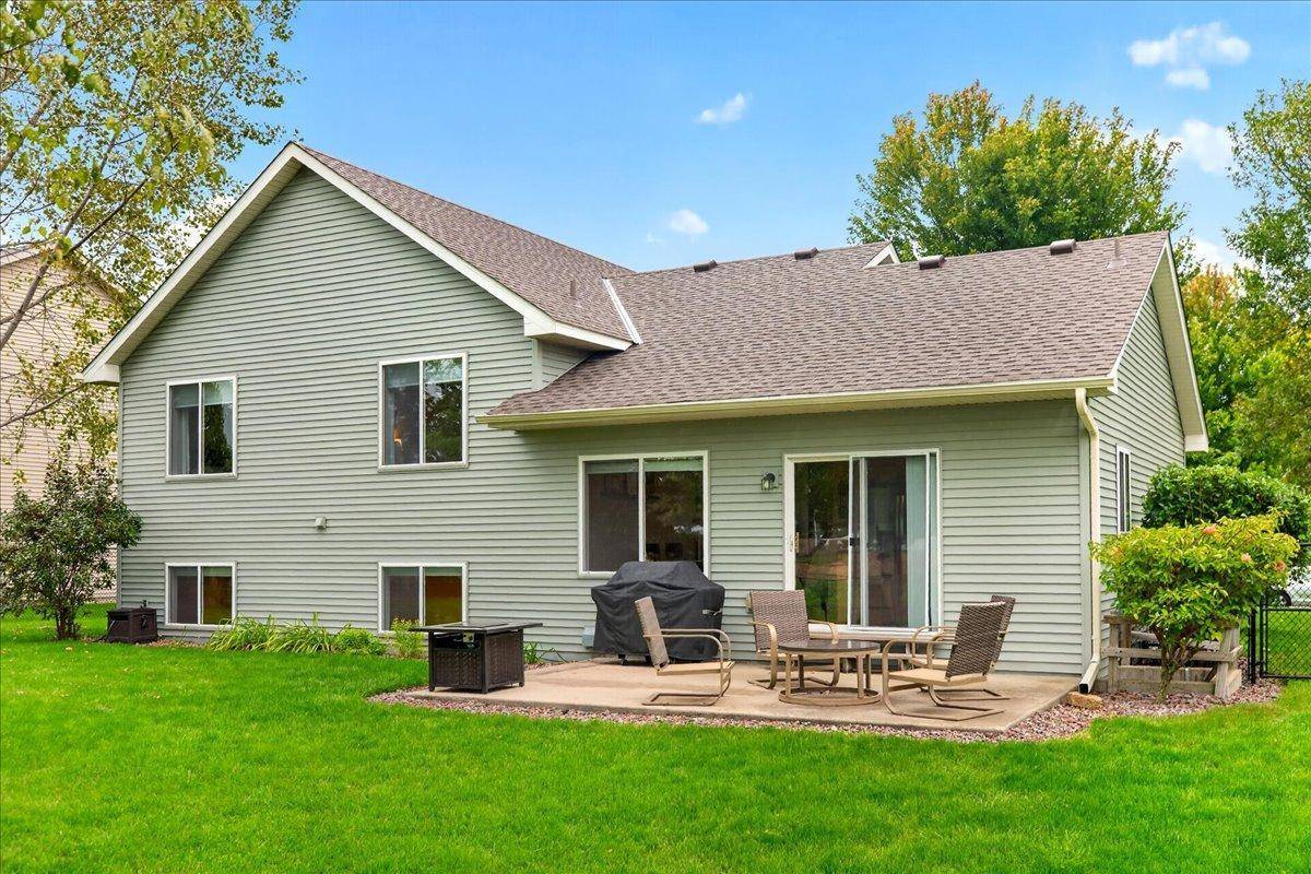 137 6th ST SW, Delano, MN 55328