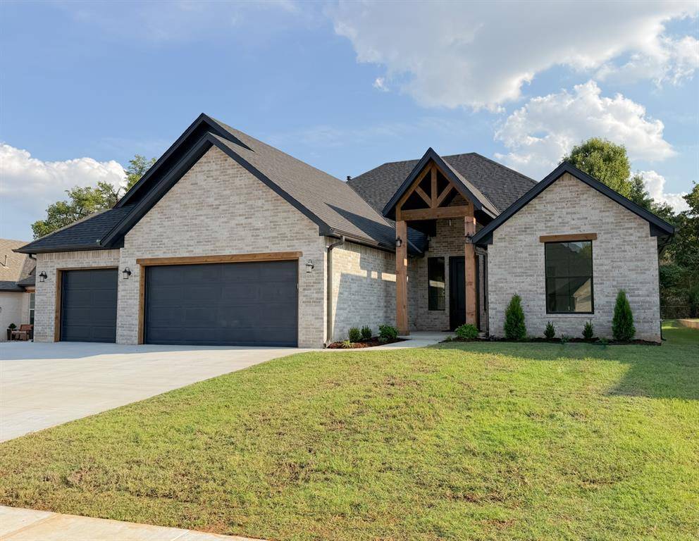 10036 Primrose LN, Midwest City, OK 73130