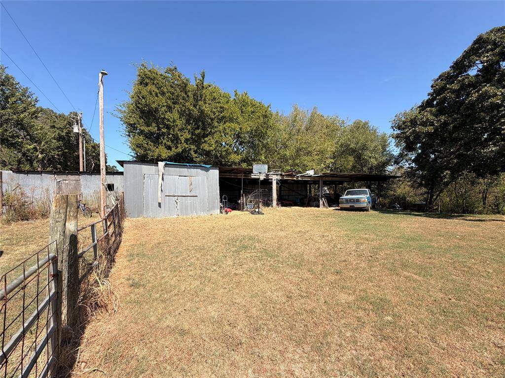 114174 N 3720 RD, Okemah, OK 74859