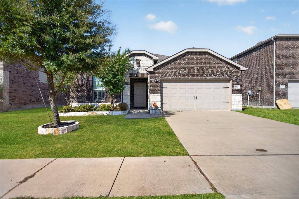 2241 Heaton Street, Forney, TX 75126