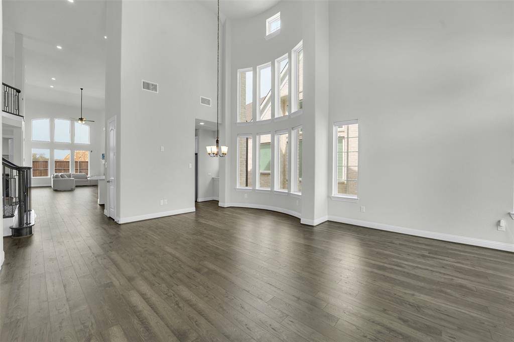 804 Meadow Holly Drive, Wylie, TX 75098