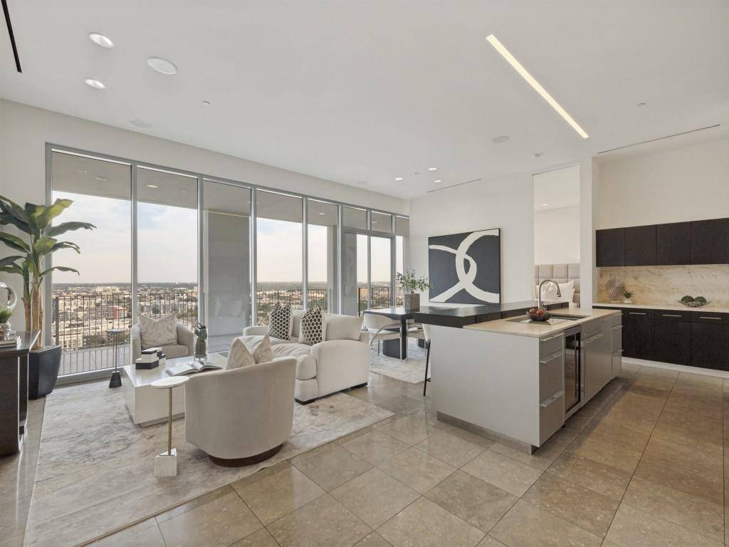 1717 Arts Plaza #1804, Dallas, TX 75201