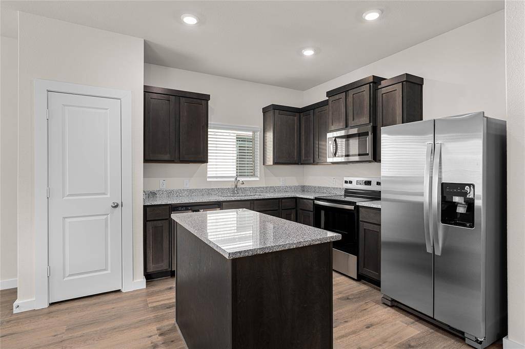 1701 Joshua Drive, Seagoville, TX 75159