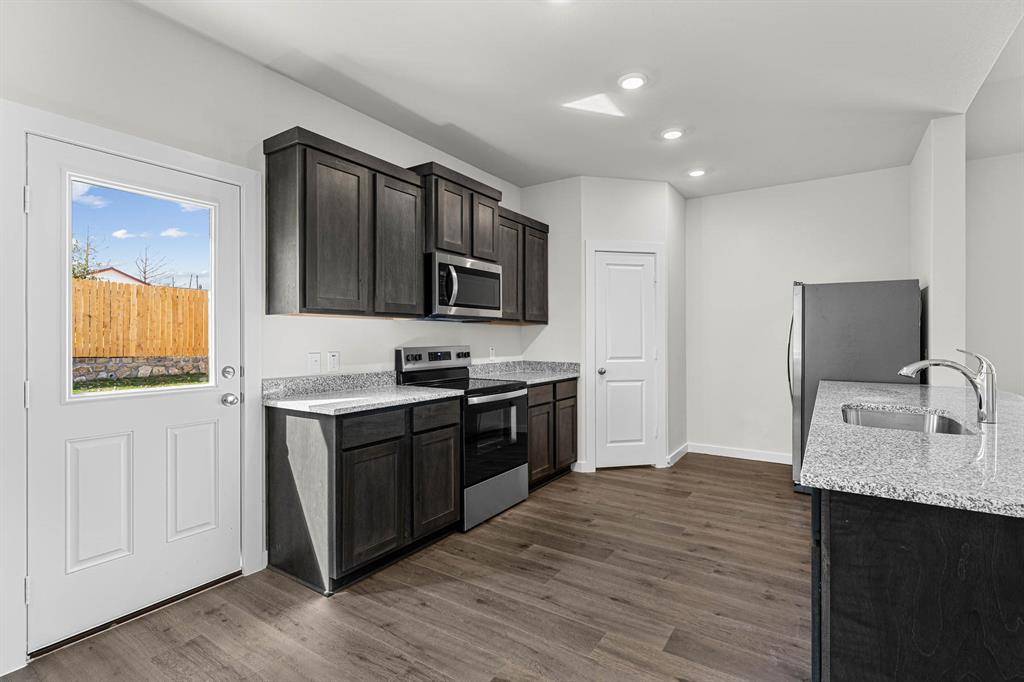 1704 Paul Drive, Seagoville, TX 75159