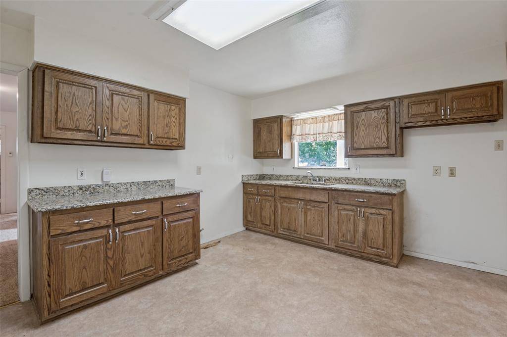 2528 Rugby Lane, Farmers Branch, TX 75234