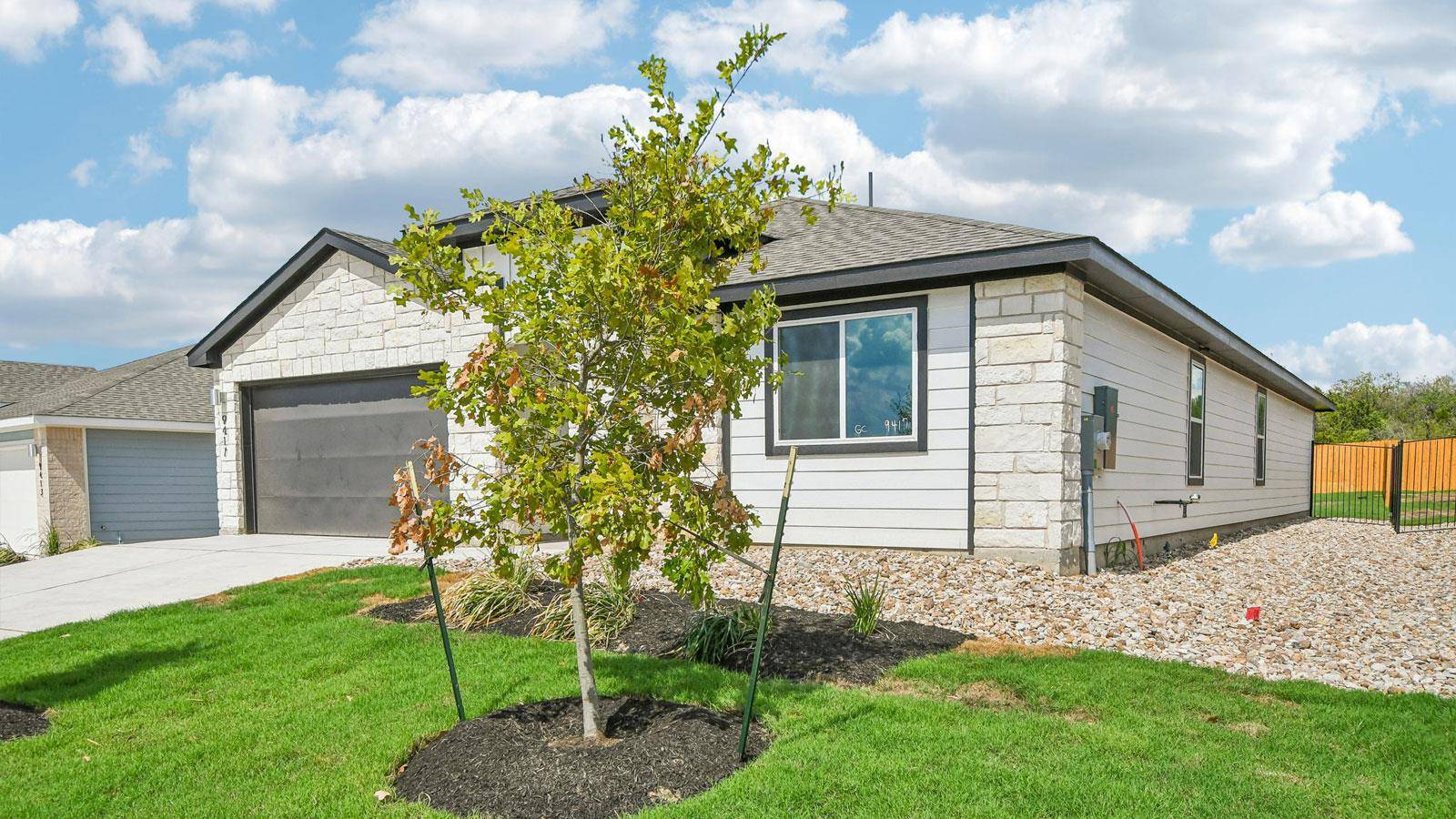 9417 Buckstitch Saddle DR, Austin, TX 78724