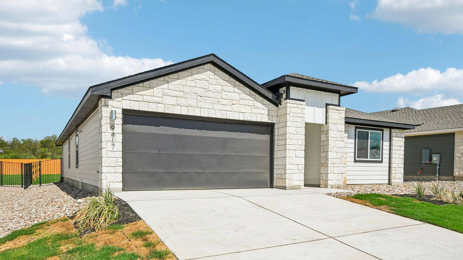 9417 Buckstitch Saddle DR, Austin, TX 78724