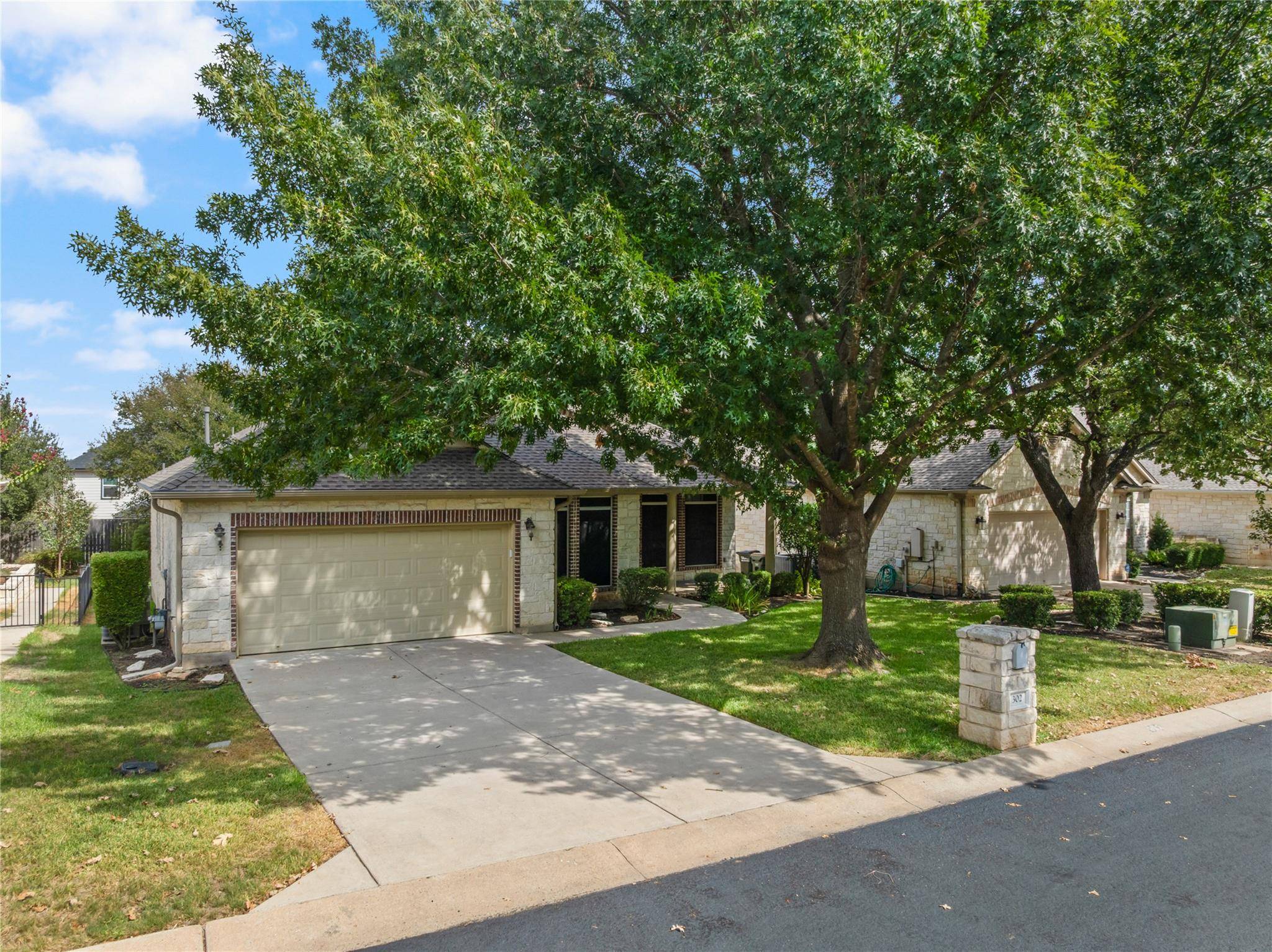 302 Brazos DR, Georgetown, TX 78628