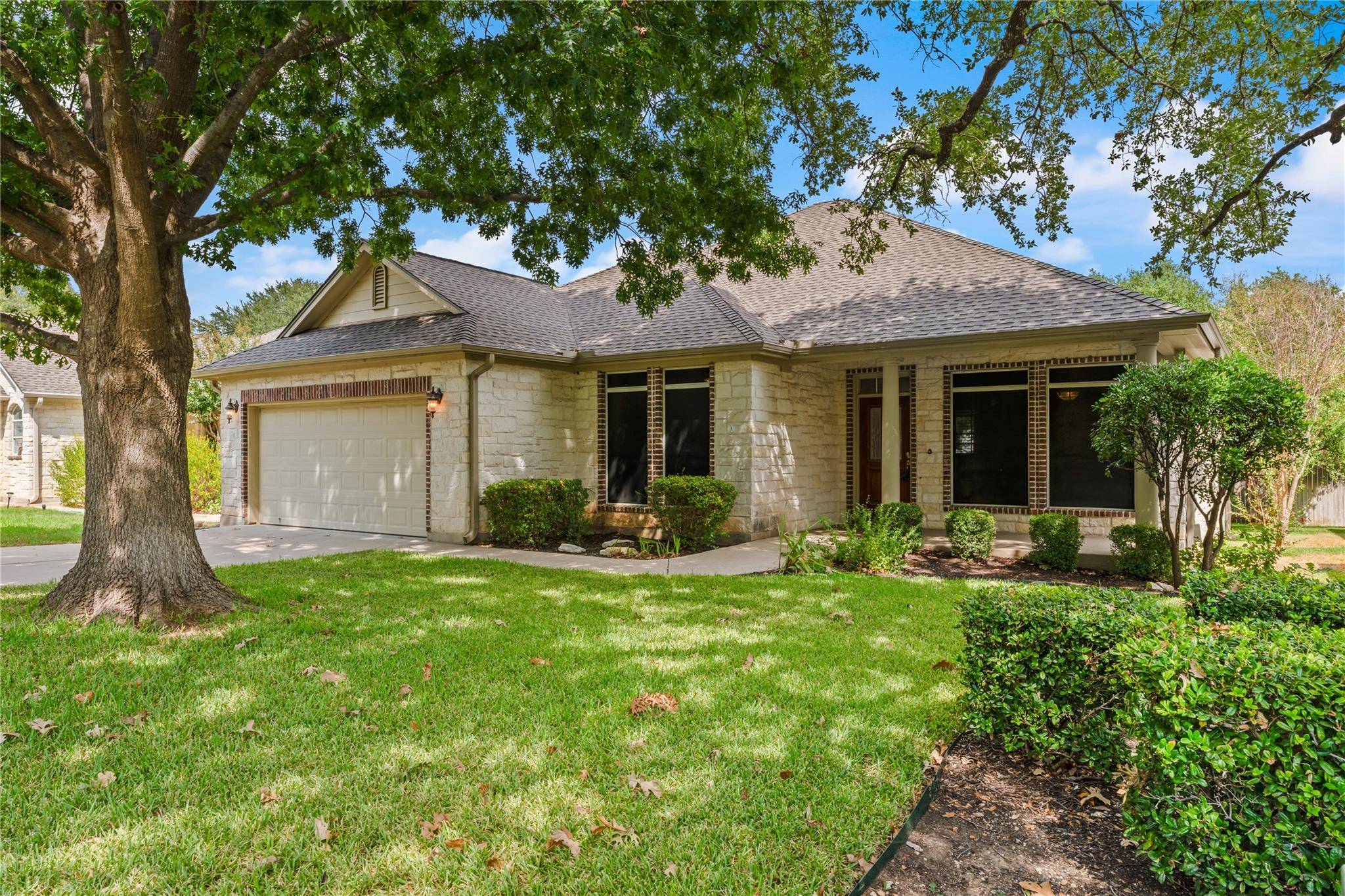 302 Brazos DR, Georgetown, TX 78628
