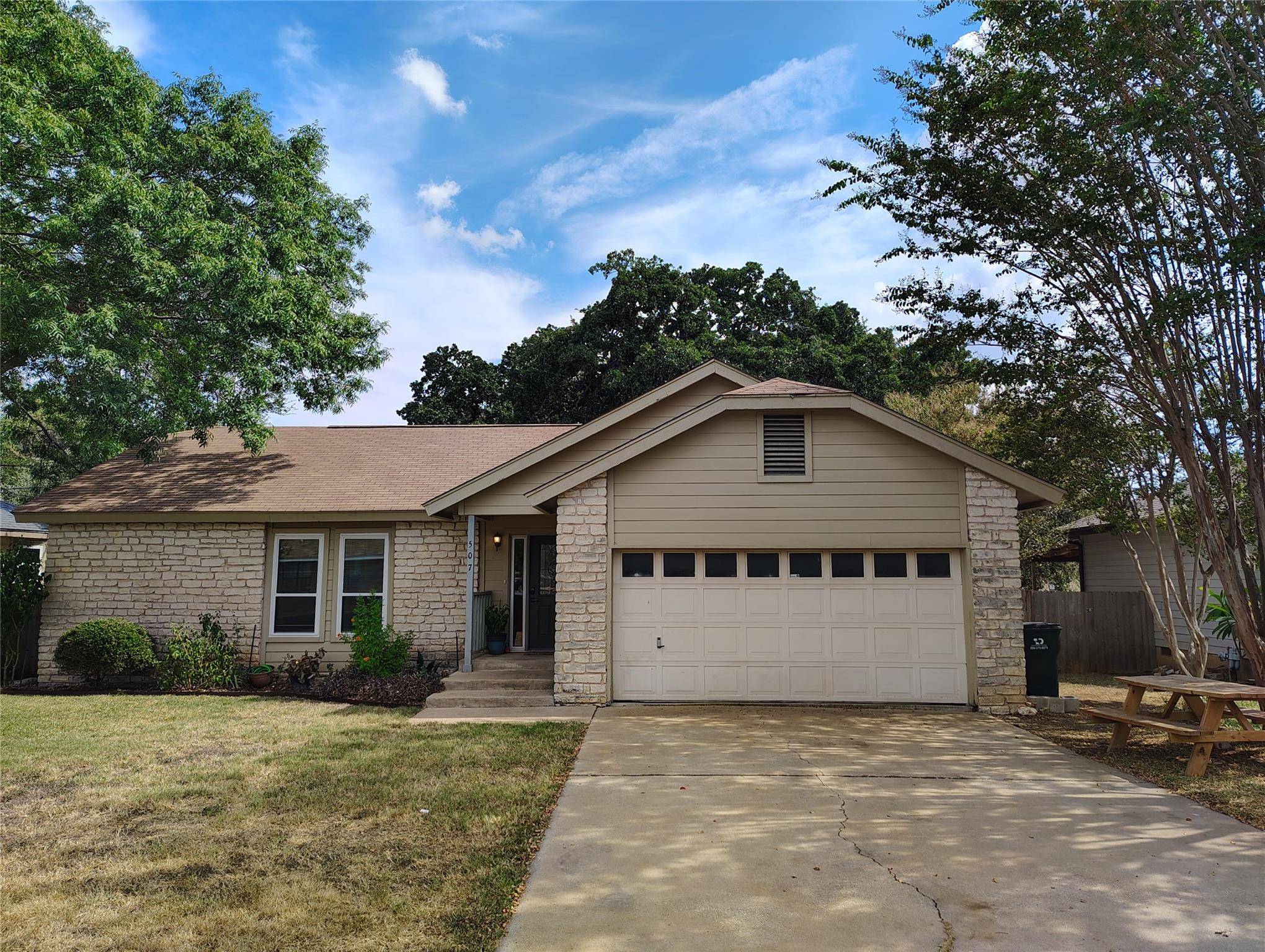 507 Thousand Oaks BLVD, Georgetown, TX 78628