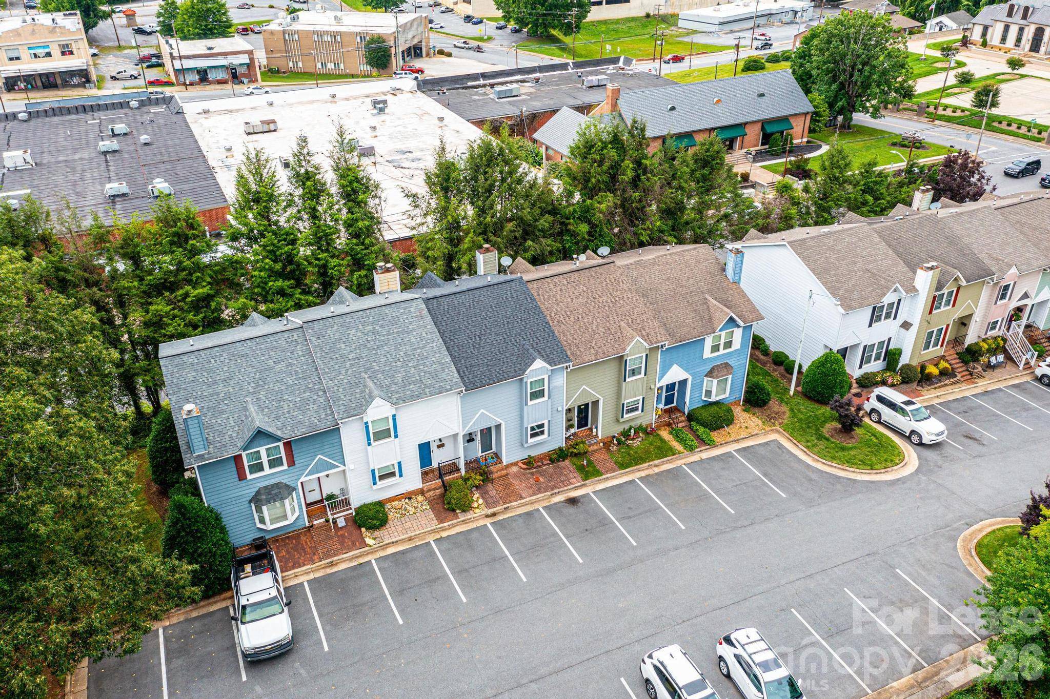 617 College AVE SW, Lenoir, NC 28645