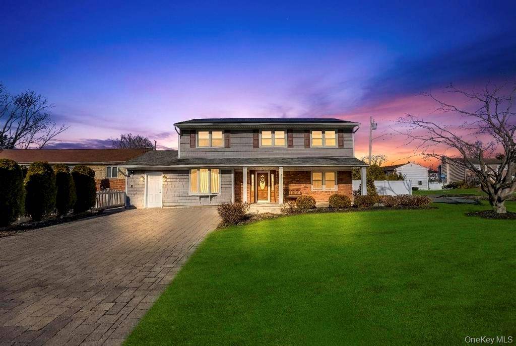 3 Avelaine CT, Babylon, NY 11702