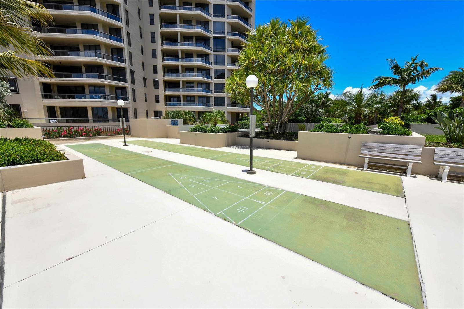 1211 GULF OF MEXICO DR #302, Longboat Key, FL 34228